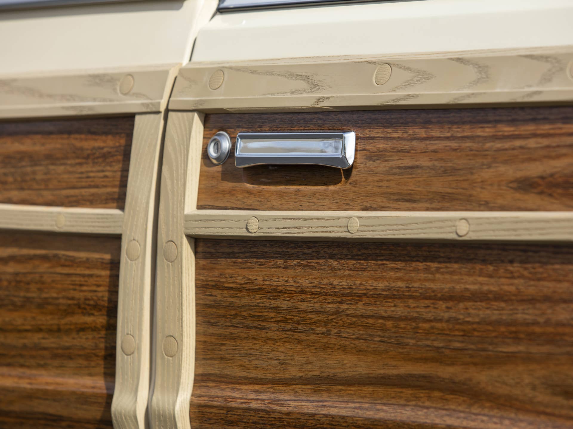 1986 Chrysler LeBaron Town  &  Country Convertible