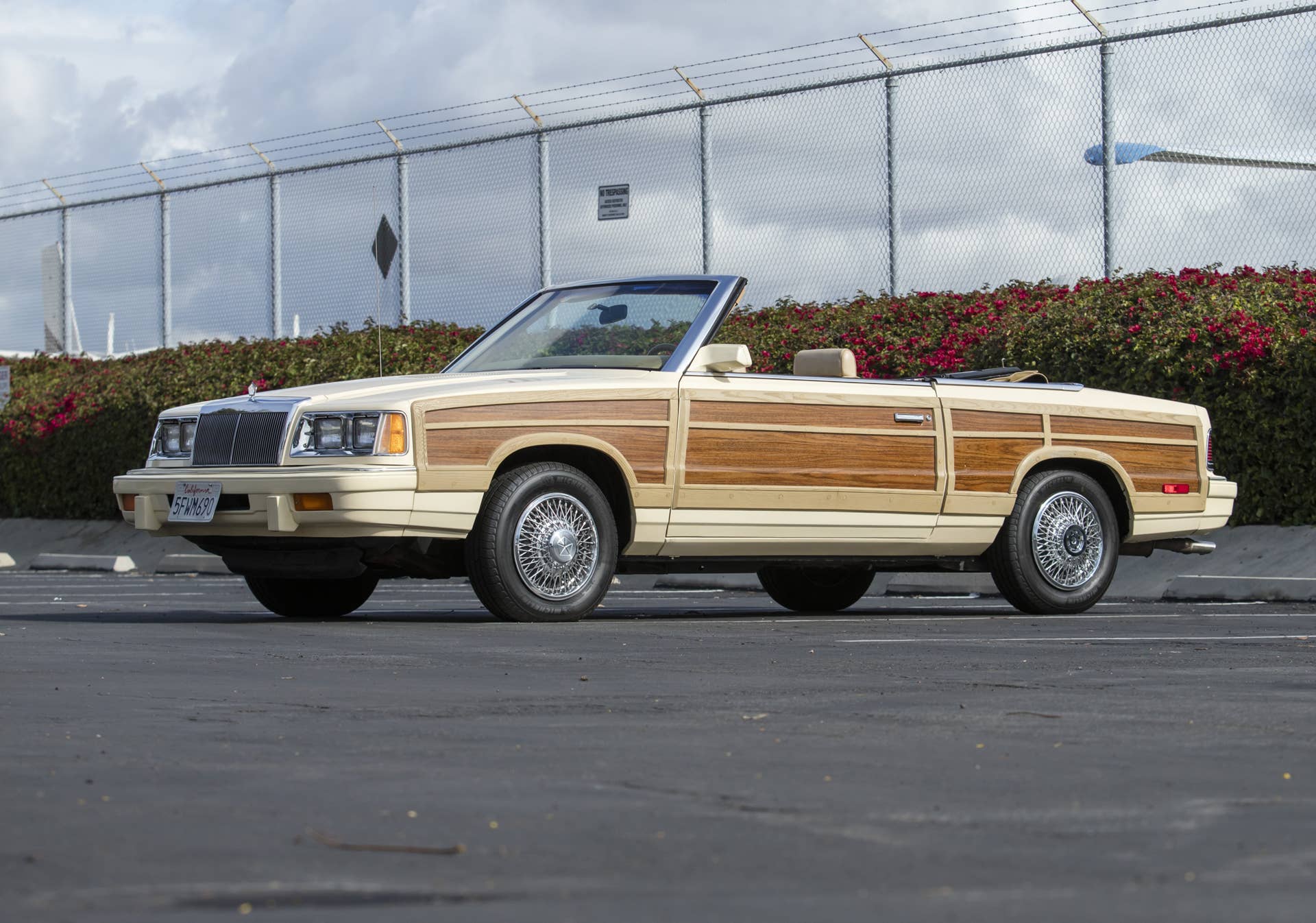 1986 Chrysler LeBaron Town  &  Country Convertible