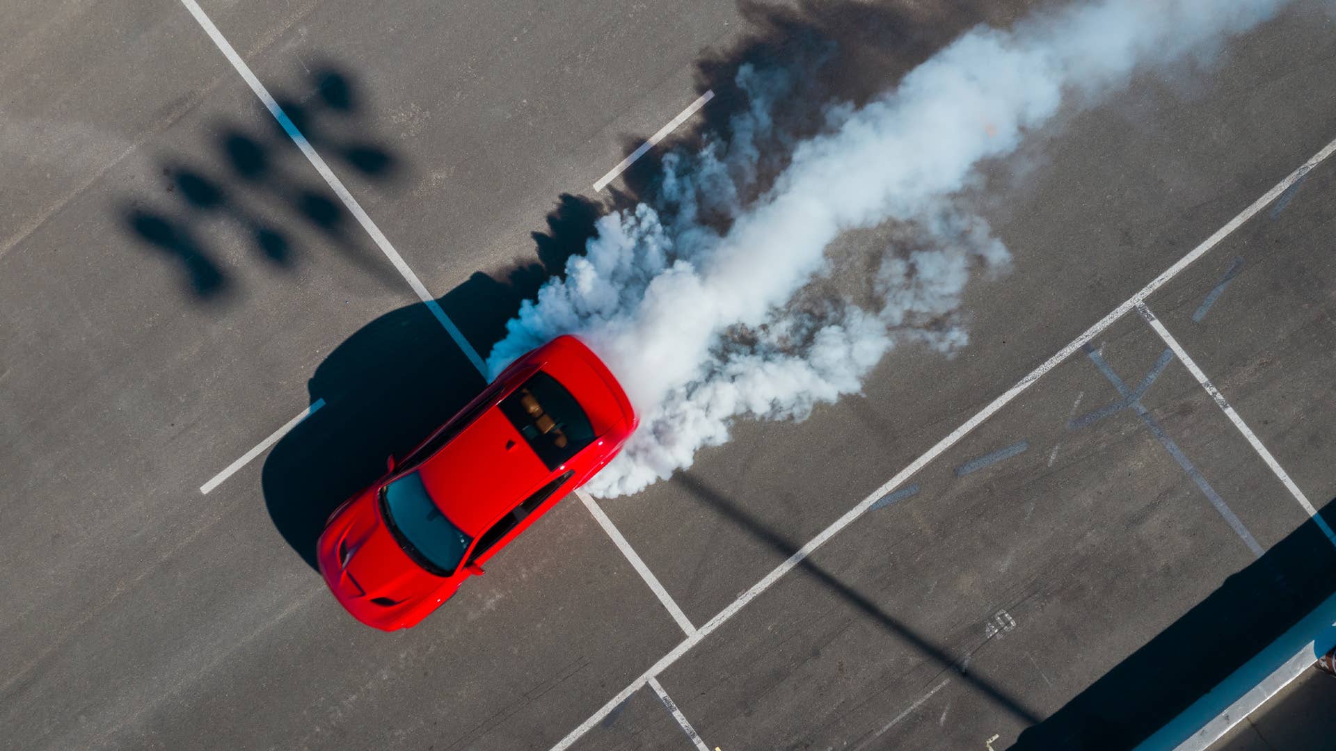 The 2020 Dodge Charger SRT Hellcat Widebody is powered by the proven supercharged 6.2-liter HEMI Hellcat V-8 engine, which delivers a best-in-class 707 horsepower and 650 lb.-ft. of torque.