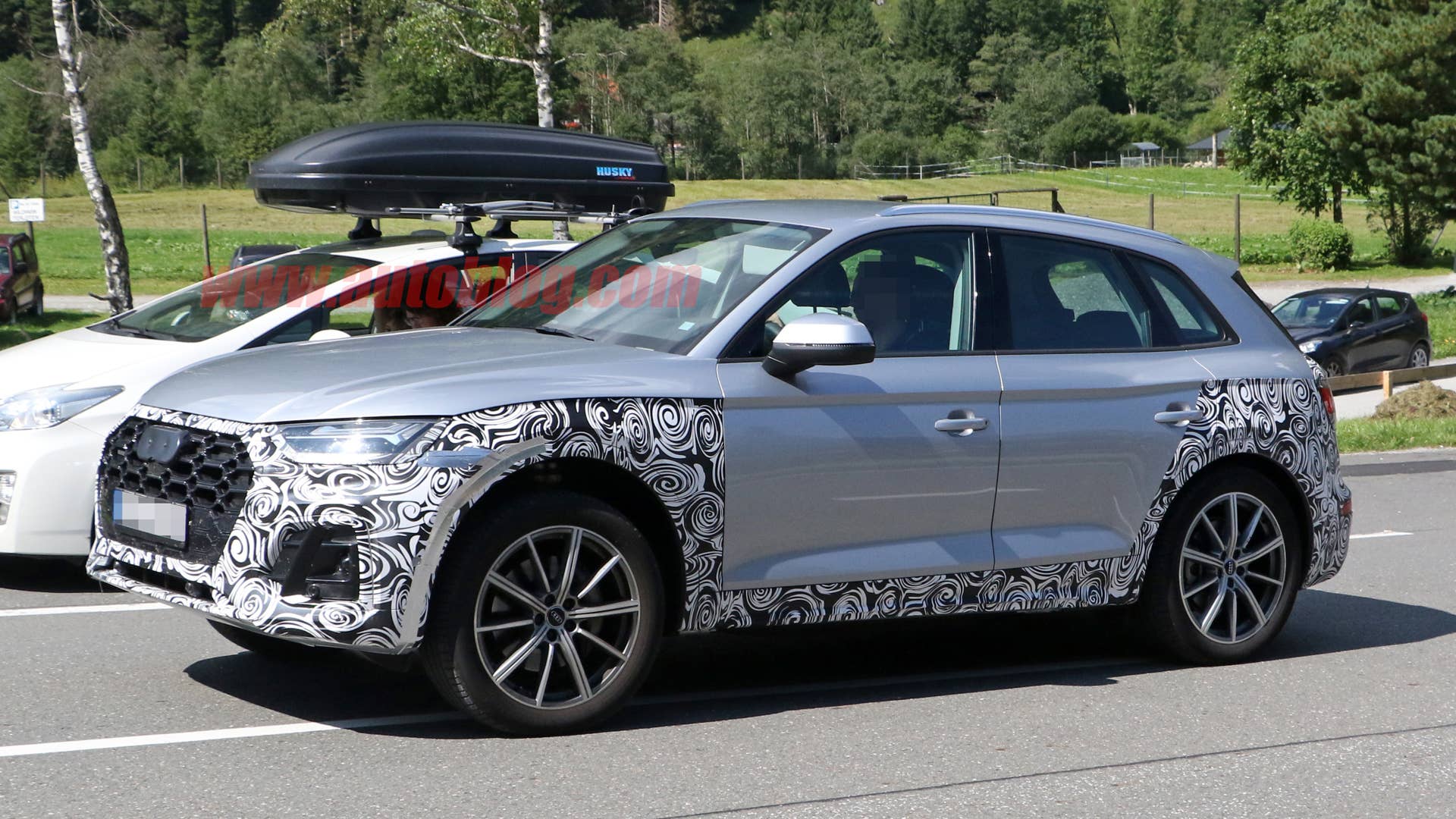 2021 Audi Q5 in thin camouflage