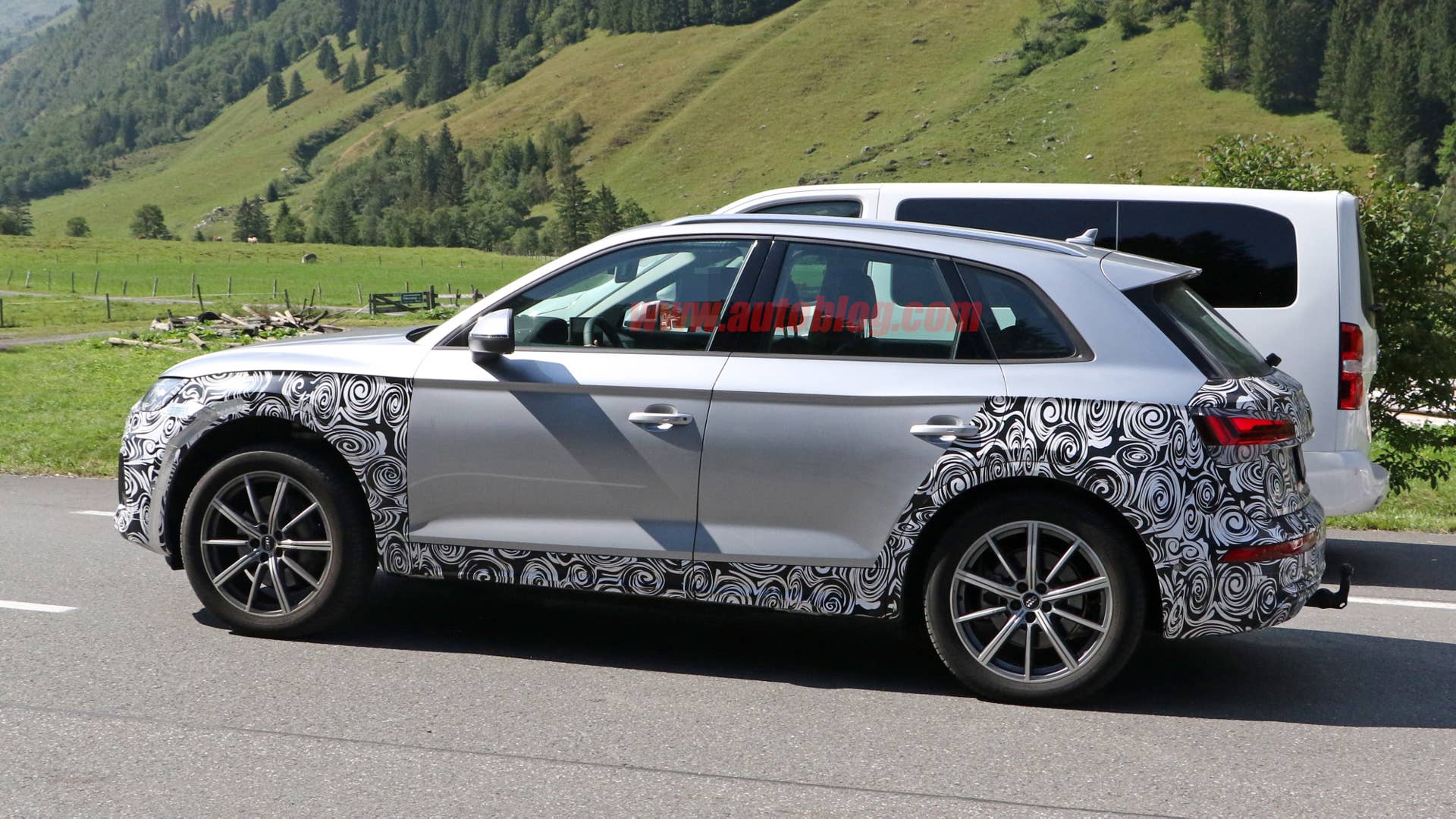 2021 Audi Q5 in thin camouflage