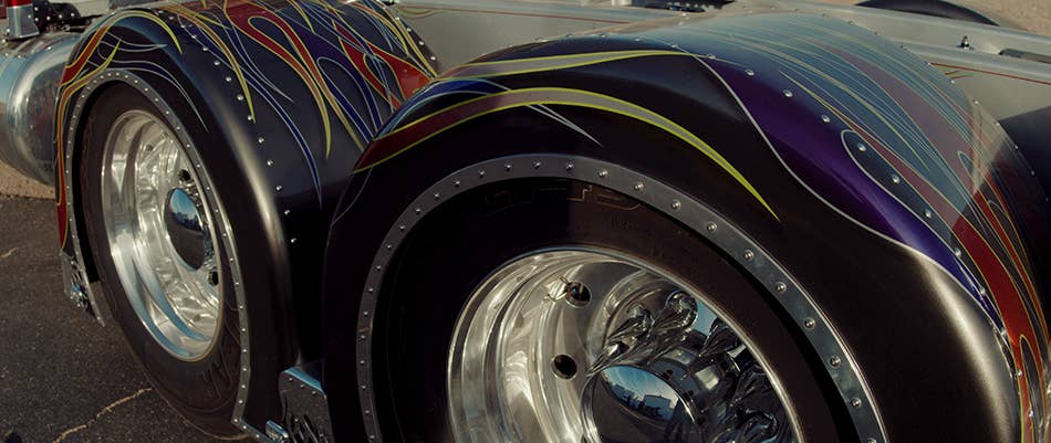 Property developer Mike Harrah built Thor24 on a 1979 Peterbilt 359 chassis. His creation uses two Detroit Diesel 12-cylinder engines, 12 superchargers, and eight bottles of nitrous to produce 3,424 horsepower.