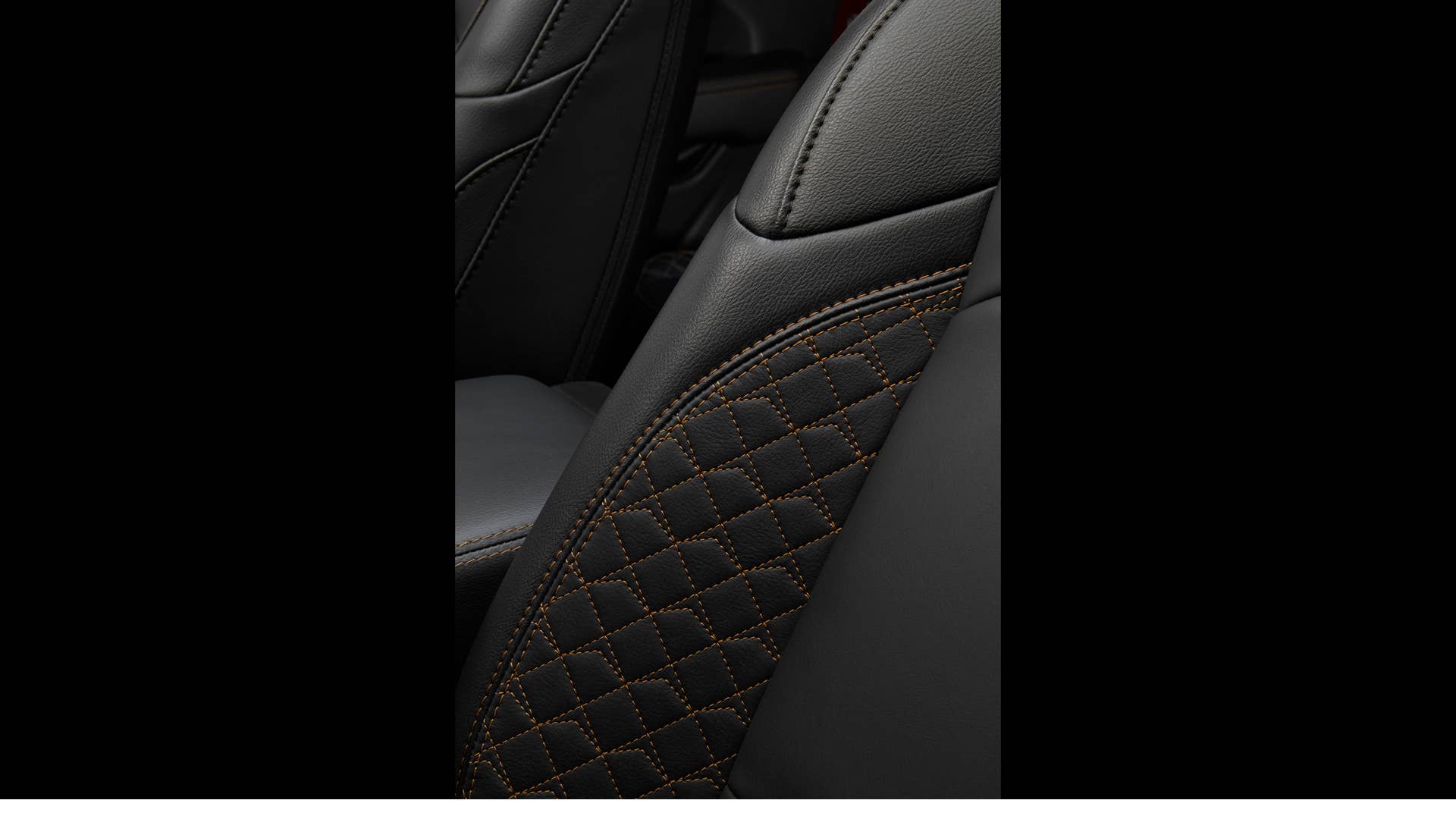 2020 Jeep Gladiator High Altitude features a full leather luxury interior