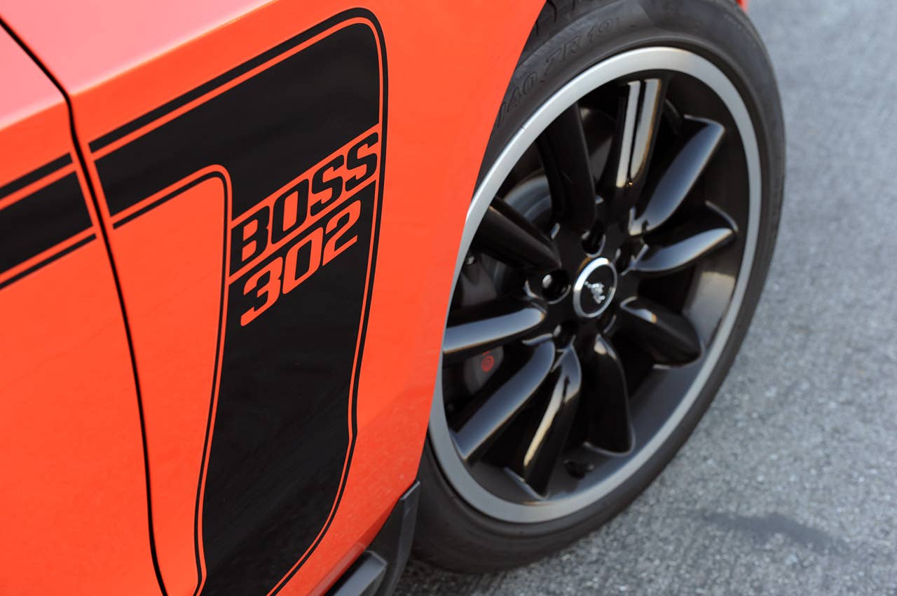 2012 Ford Mustang Boss 302 side stripes