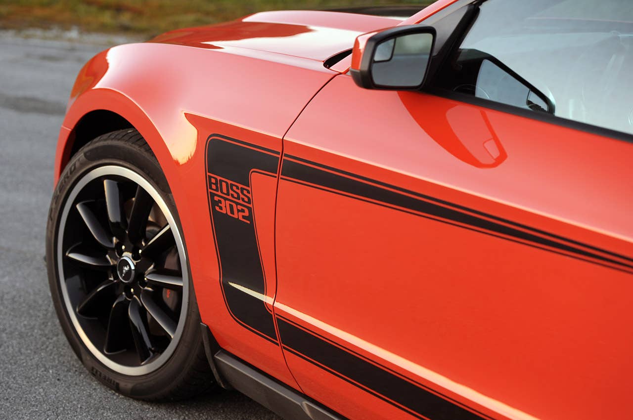 2012 Ford Mustang Boss 302 side stripes