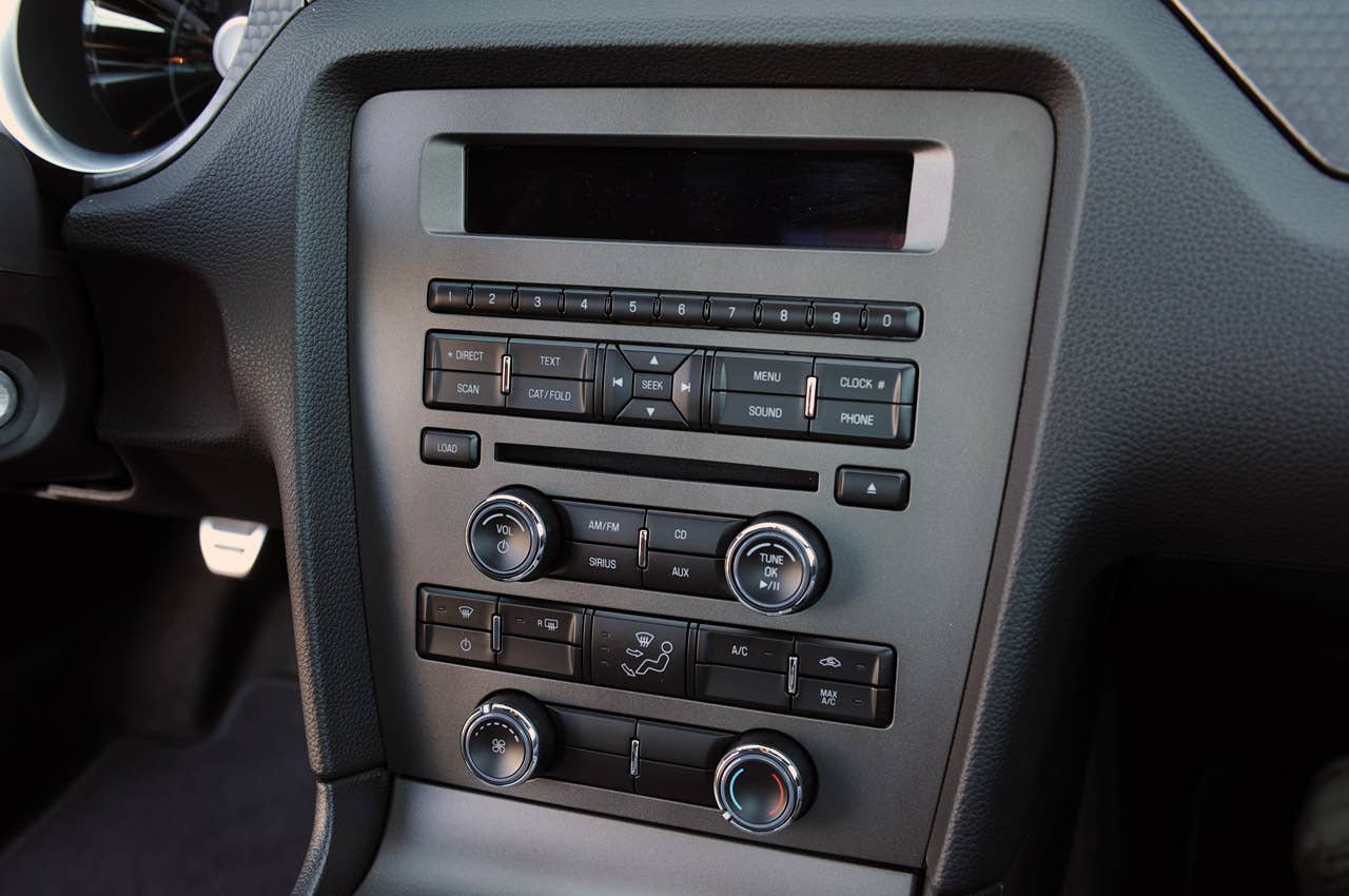 2012 Ford Mustang Boss 302 instrument panel