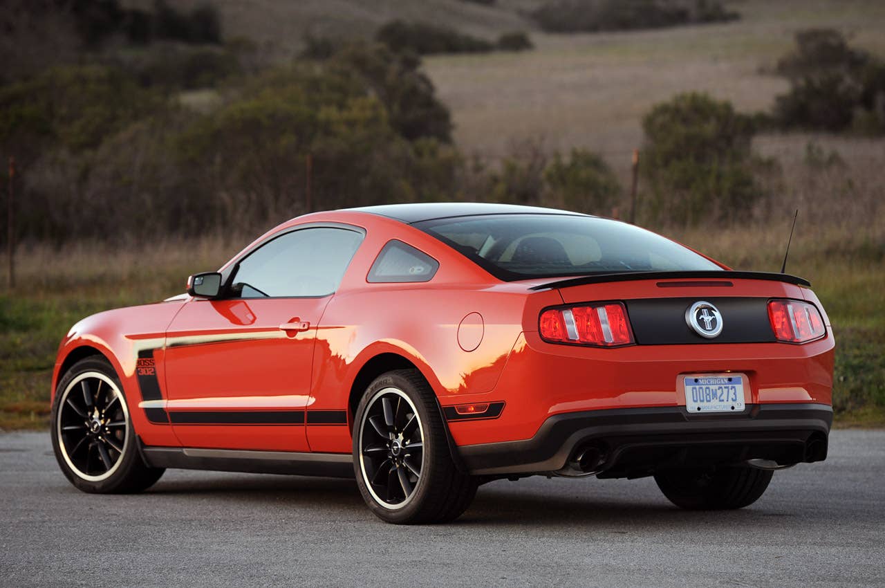 2012 Ford Mustang Boss 302 rear 3/4 view