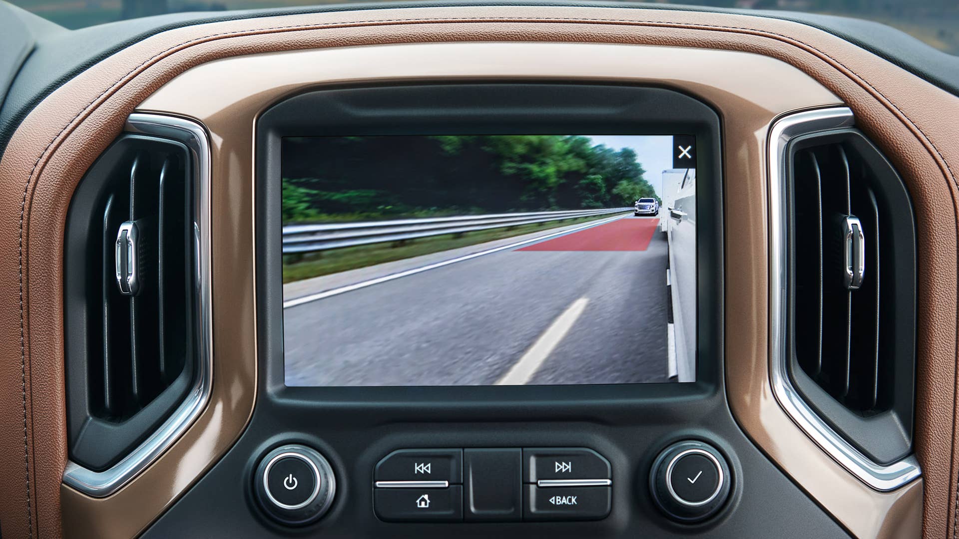 2021 Chevrolet Silverado trailer length indicator