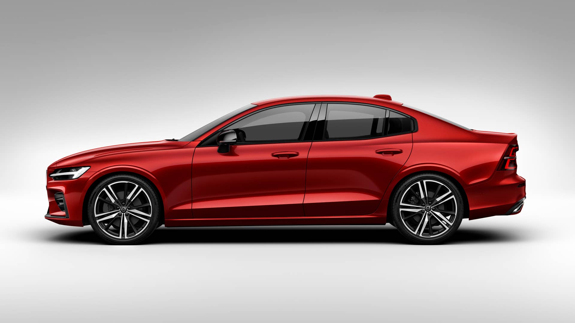 2019 Volvo S60 R-Design