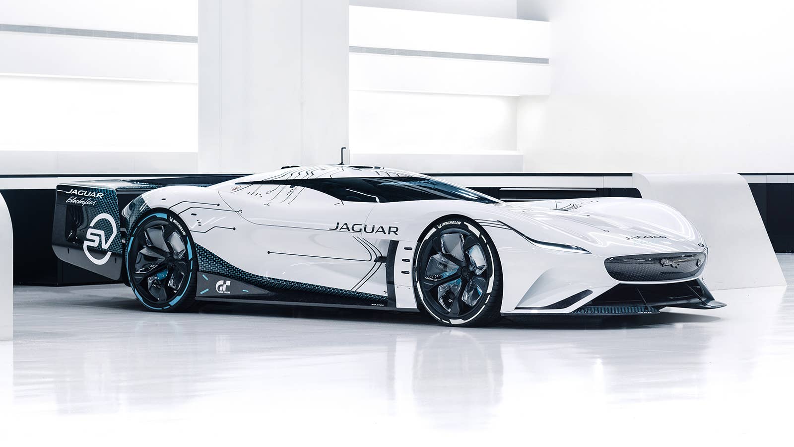Jaguar Vision Gran Turismo SV