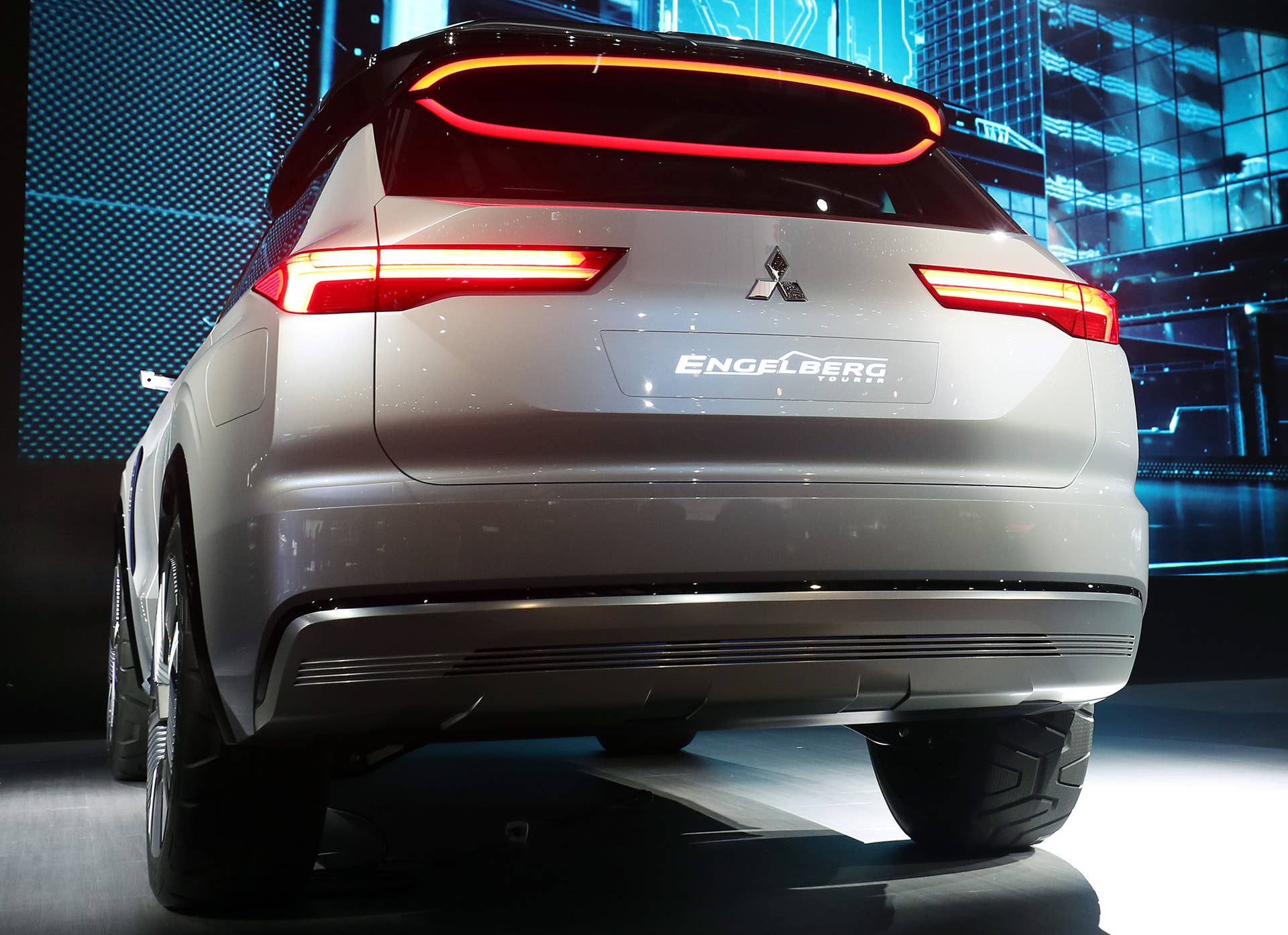 Mitsubishi Engelberg Tourer Concept