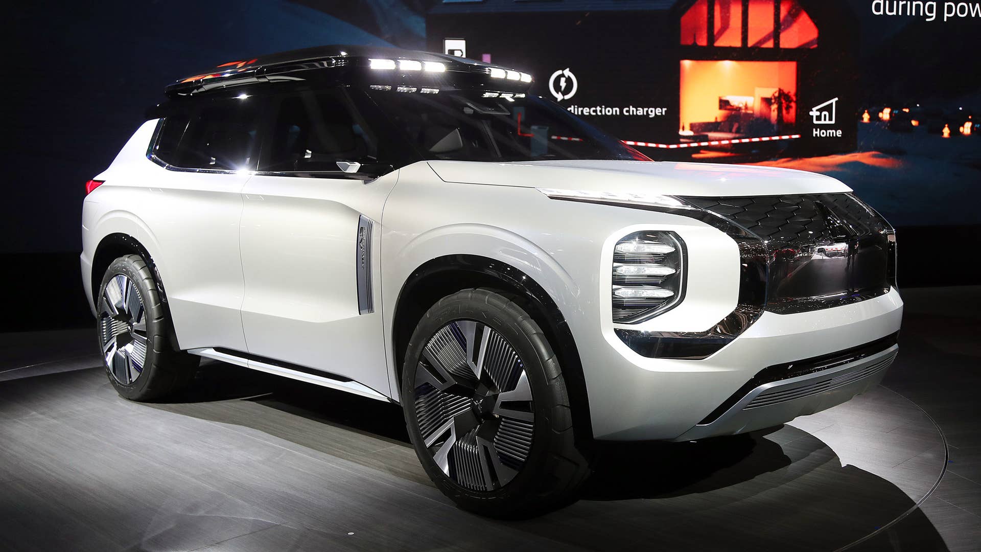 Mitsubishi Engelberg Tourer Concept