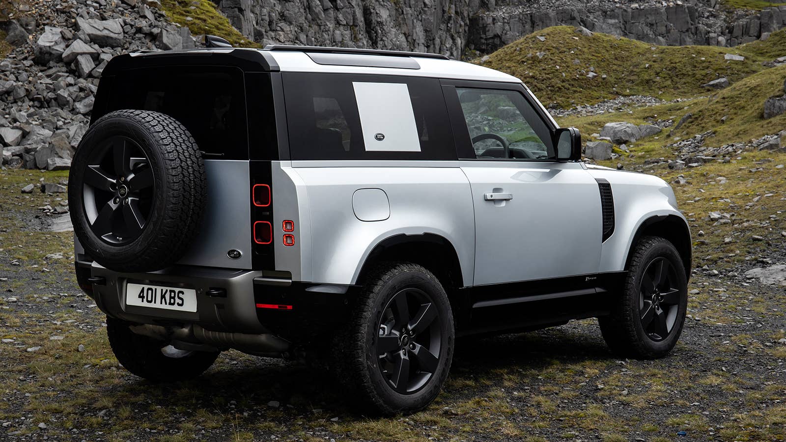 2021 Land Rover Defender 90 X-Dynamic