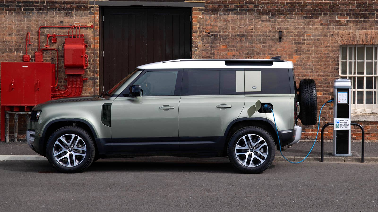 2021 Land Rover Defender 110 PHEV