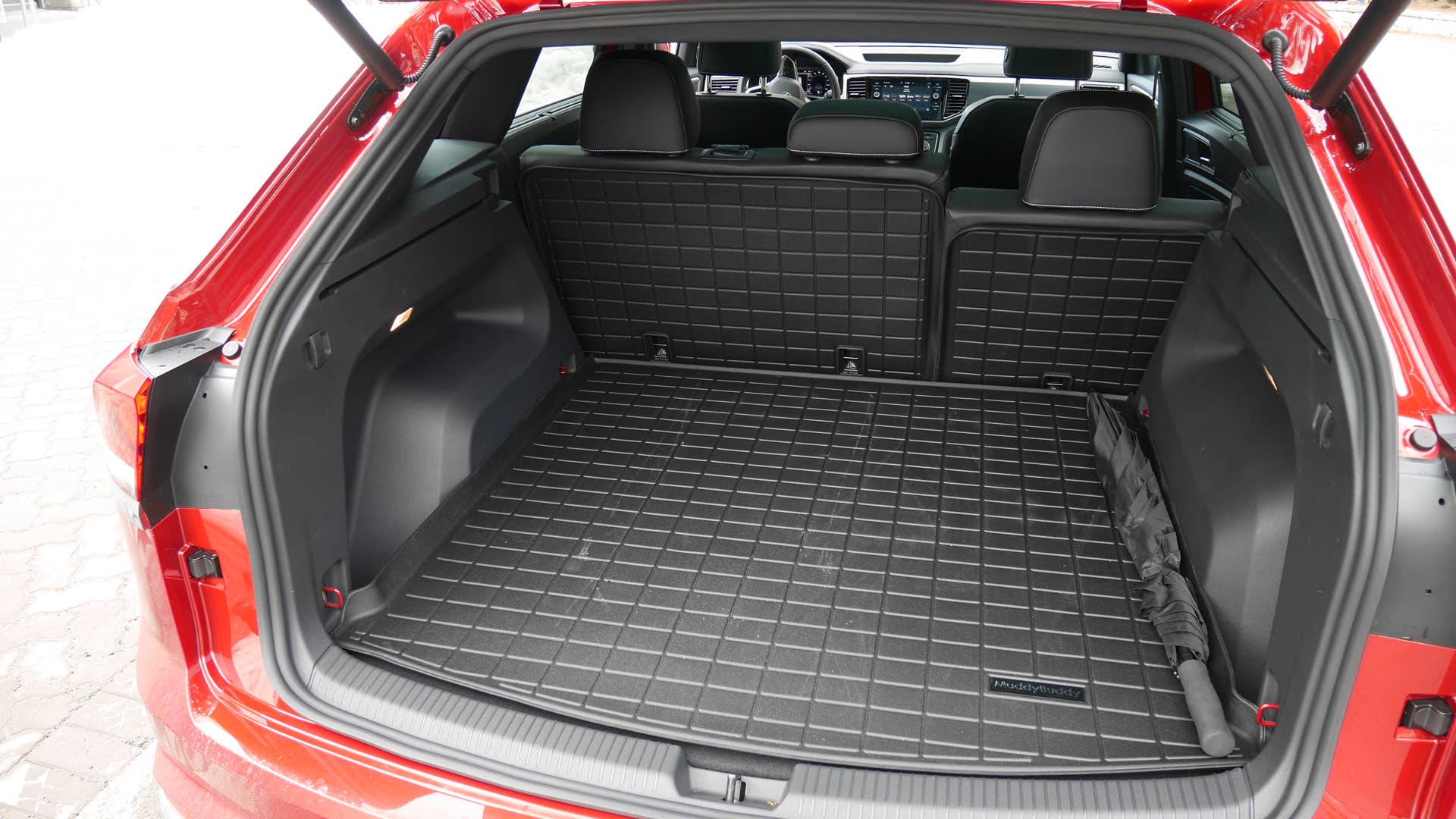 SE w/ Technology trim level