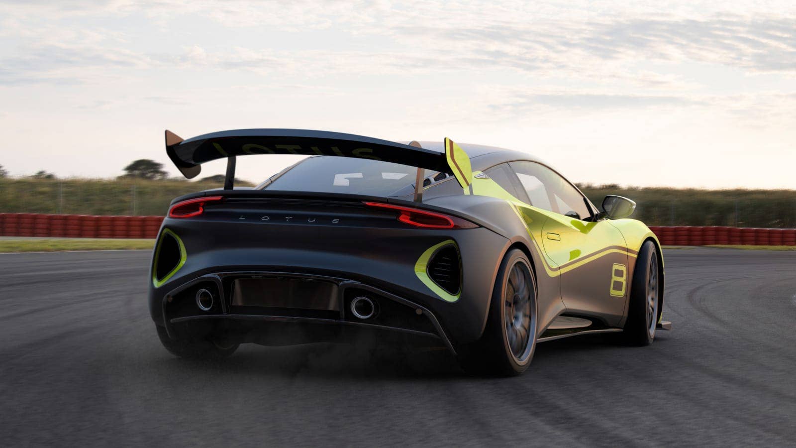 Lotus Emira GT4