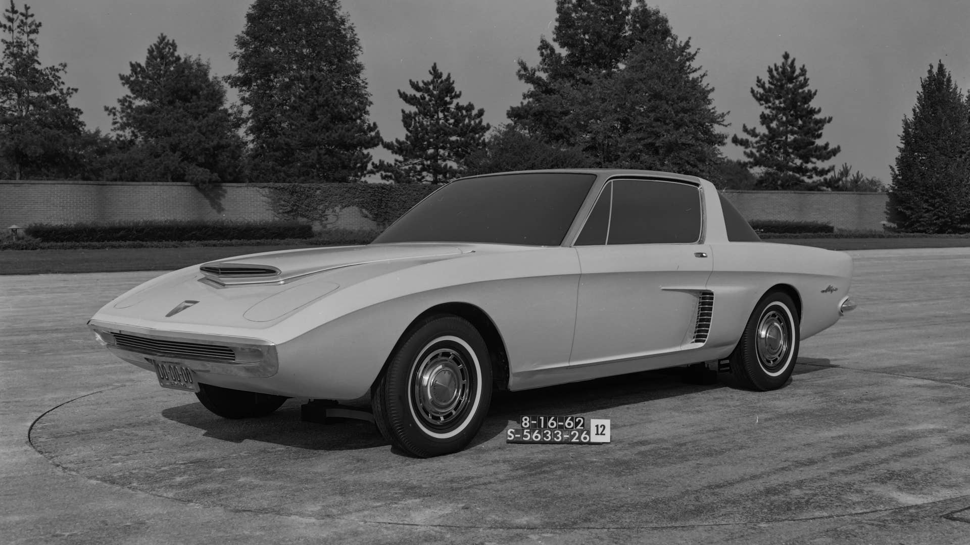 Ford Advanced Studio Mustang design proposal similar to the Mustang I concept