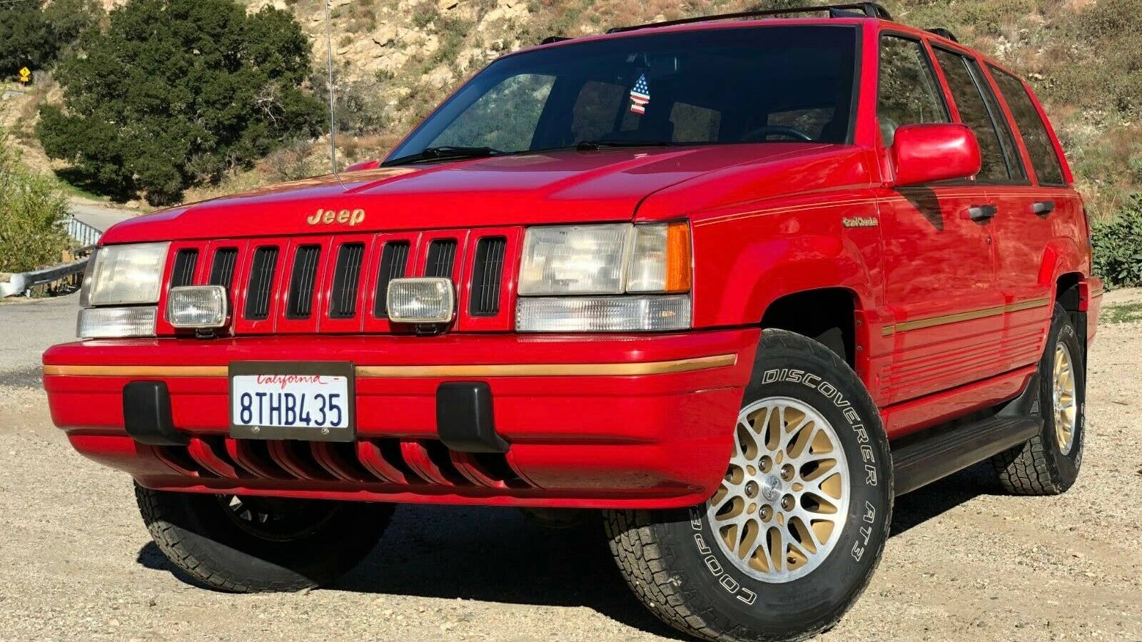 This first-year Jeep Grand Cherokee is a '90s time warp, and it's