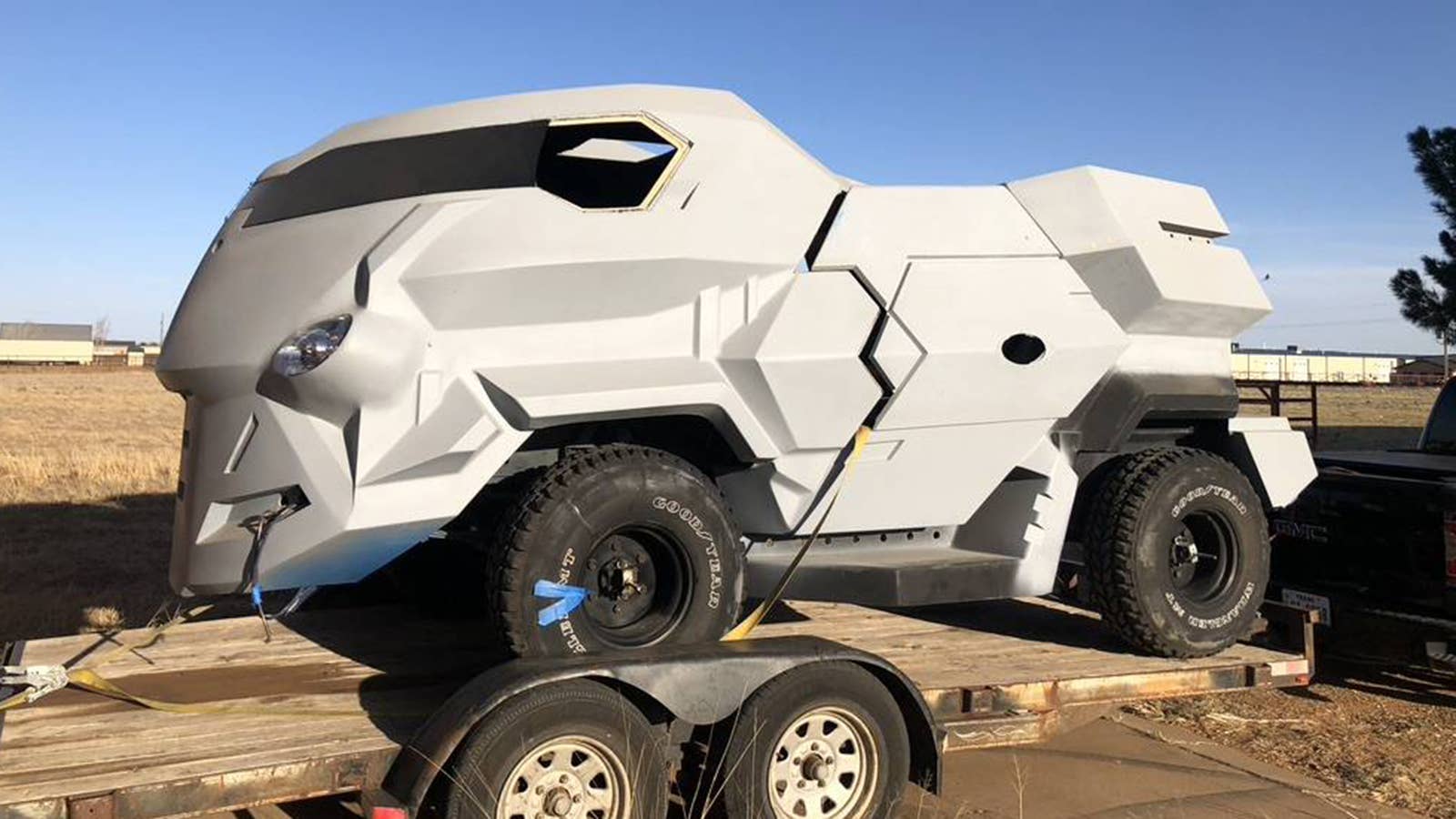 "Judge Dredd" Land Rover 101 Forward Control
