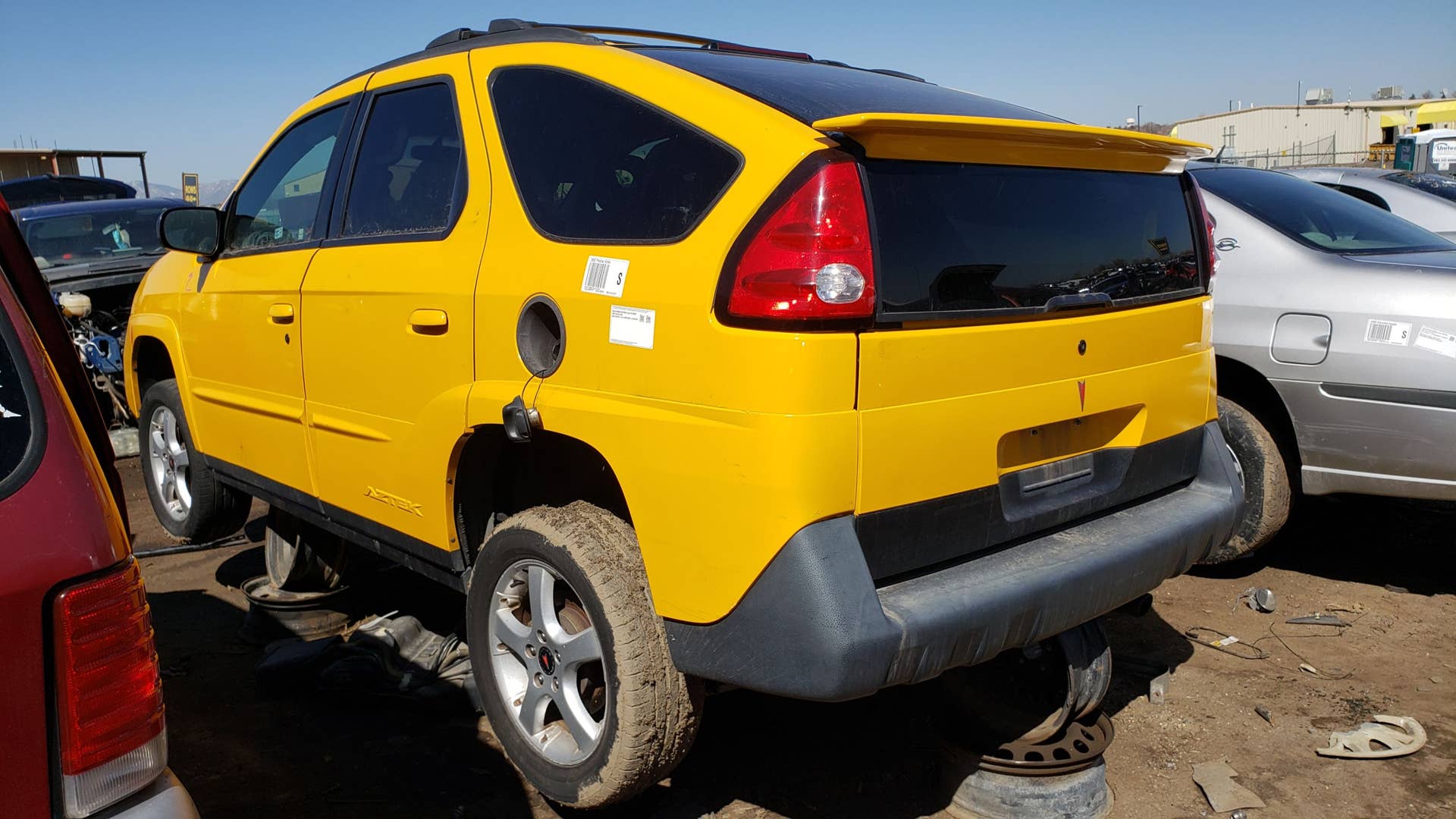 Junkyard Gem: 2002 Pontiac Aztek - Autoblog
