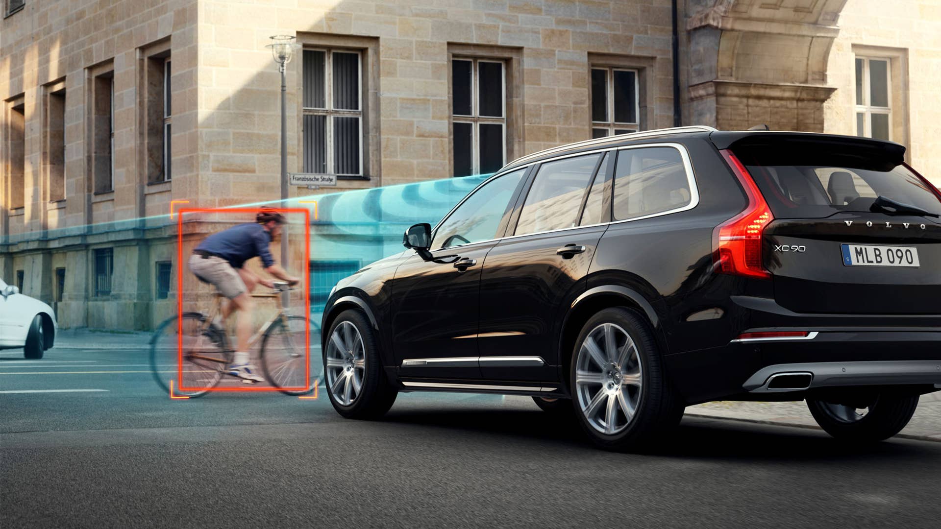 The City Safety system in the all-new Volvo XC90 features Cyclist detection with full auto brake, day and night.