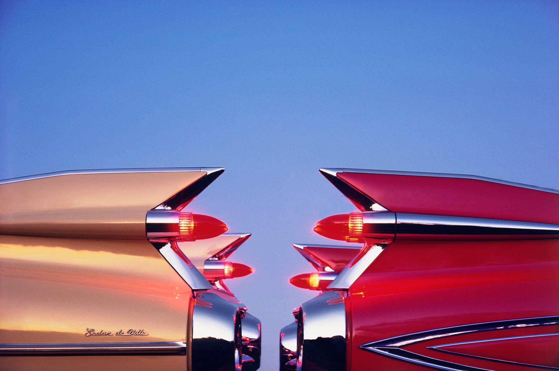 This fintastic portrait depicts what can only be described as a duel. On the left, the 1959 Cadillac Sedan DeVille. On the right, the 1959 Cadillac Fleetwood 60 Special. To the victor go the spoils, and may the longest tail win.