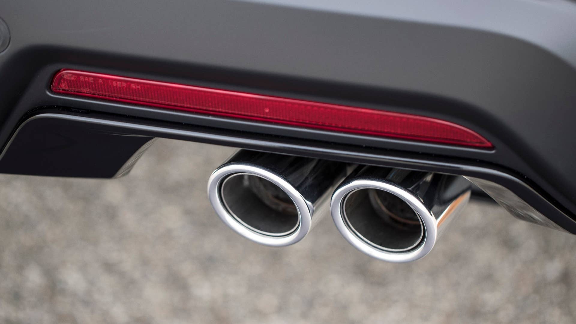 2018 Ford Explorer Sport exhaust