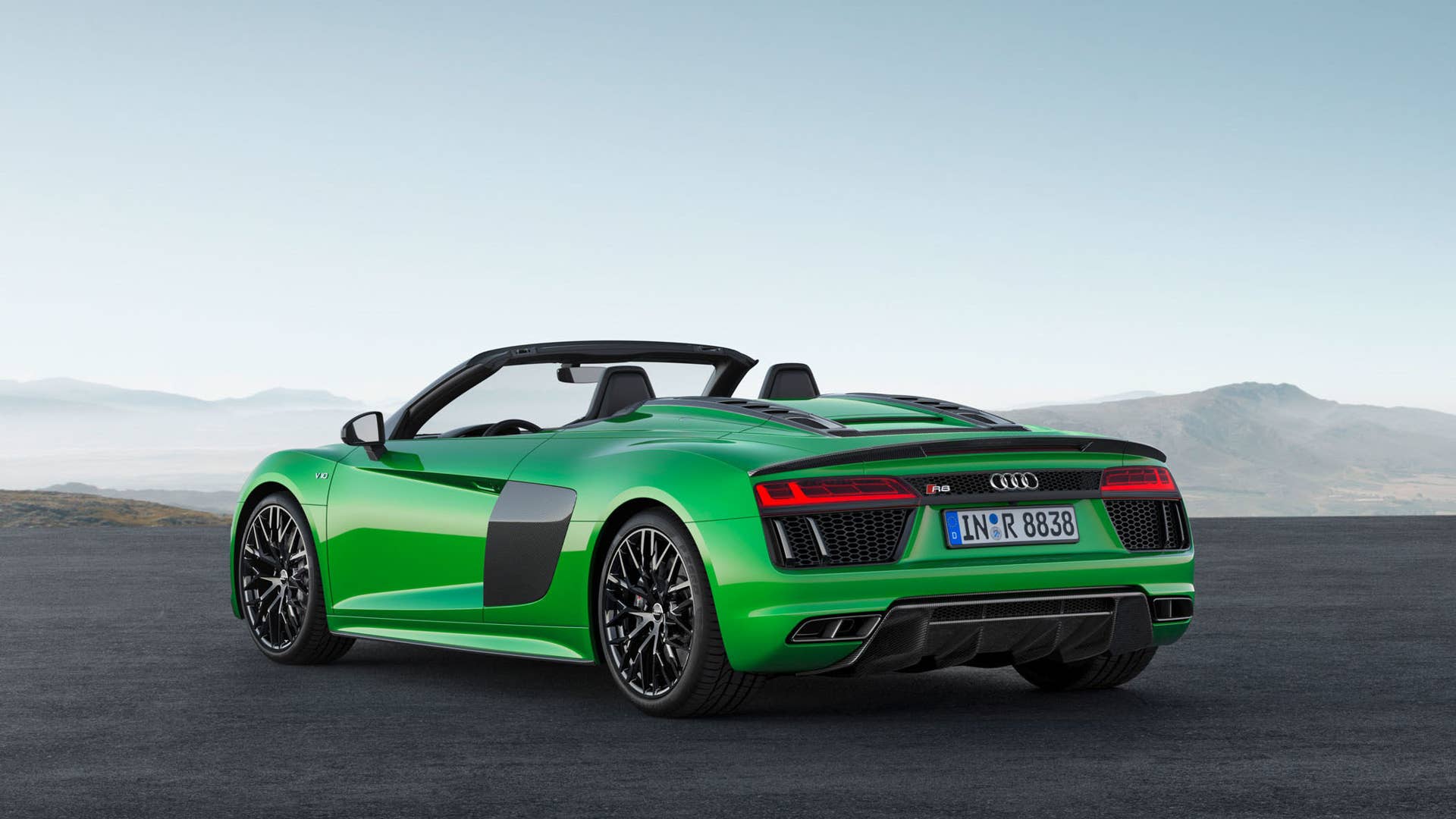Audi R8 Spyder V10 Plus rear
