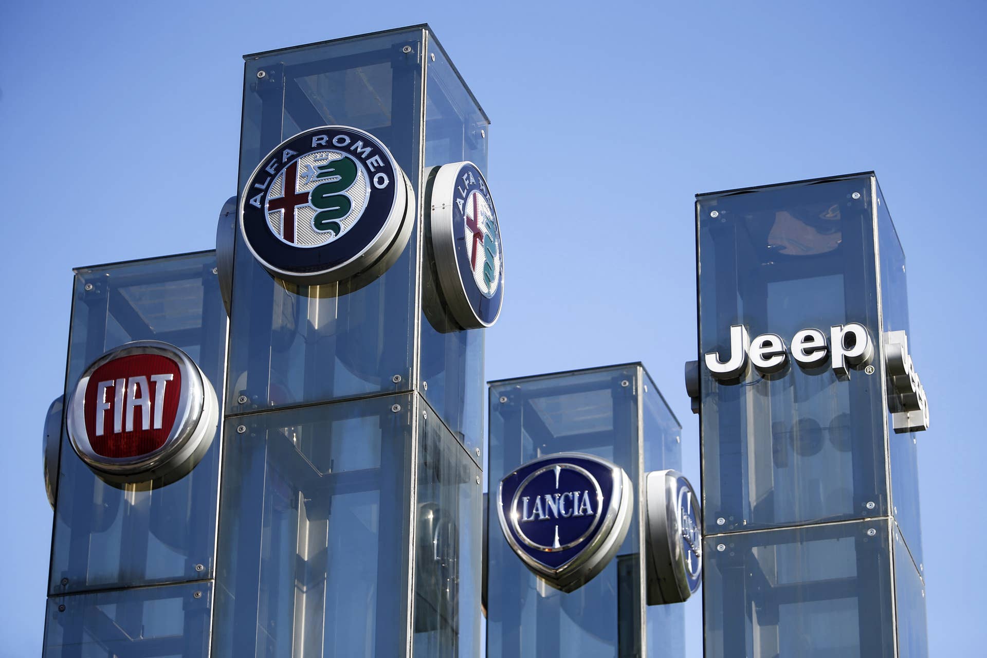 Jeep, Fiat, Lancia, and Alfa Romeo dealership