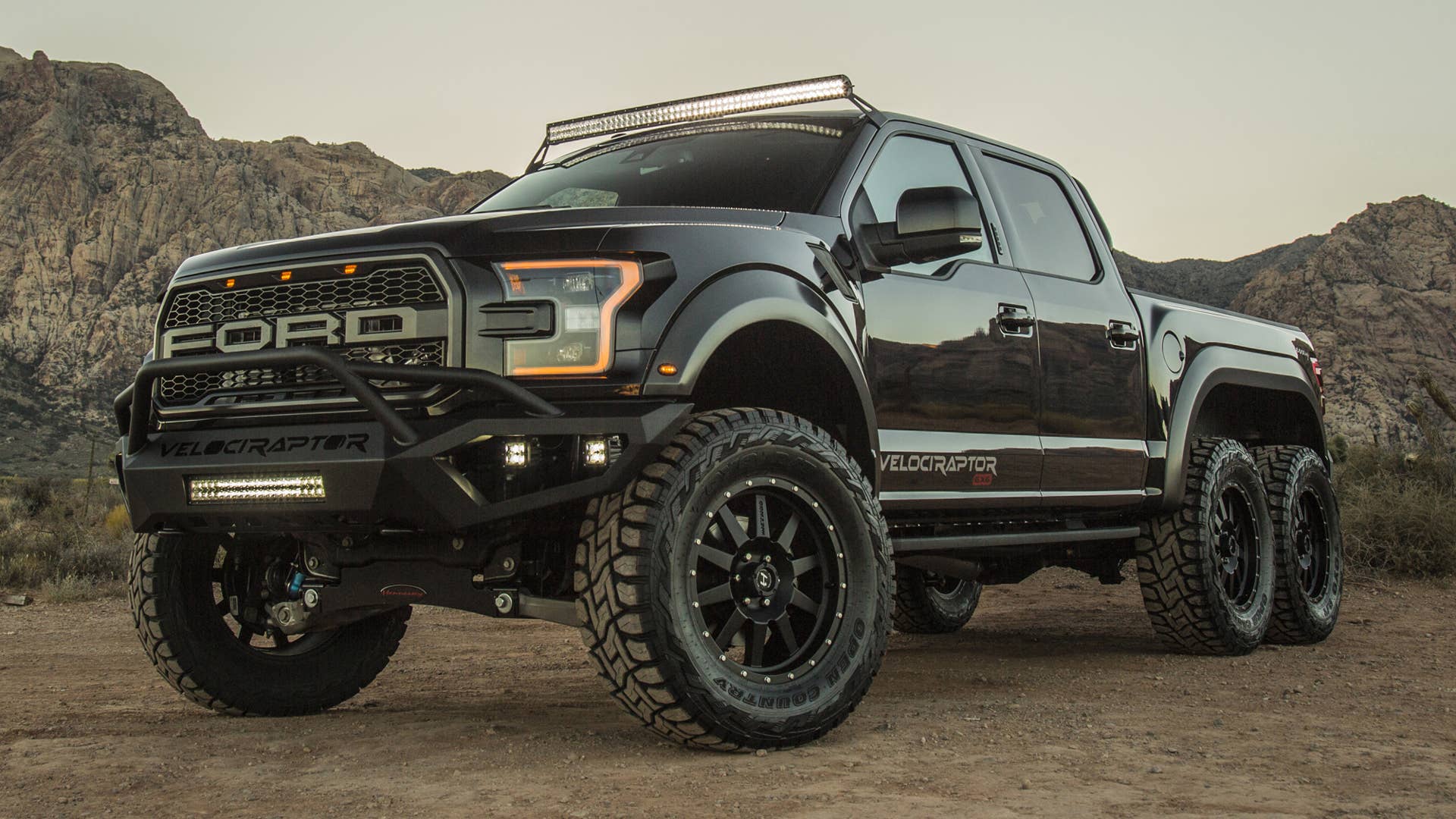 Hennessey VelociRaptor 6x6