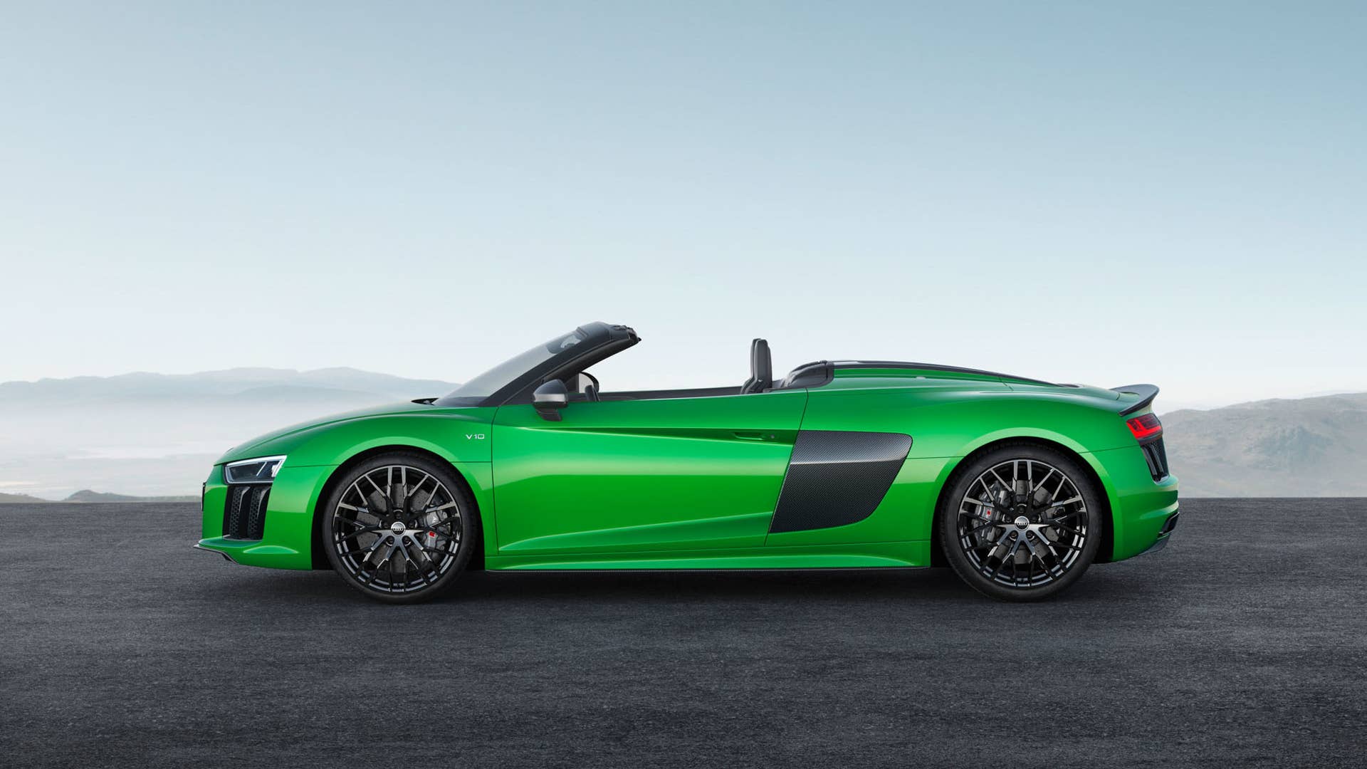 Audi R8 Spyder V10 Plus profile