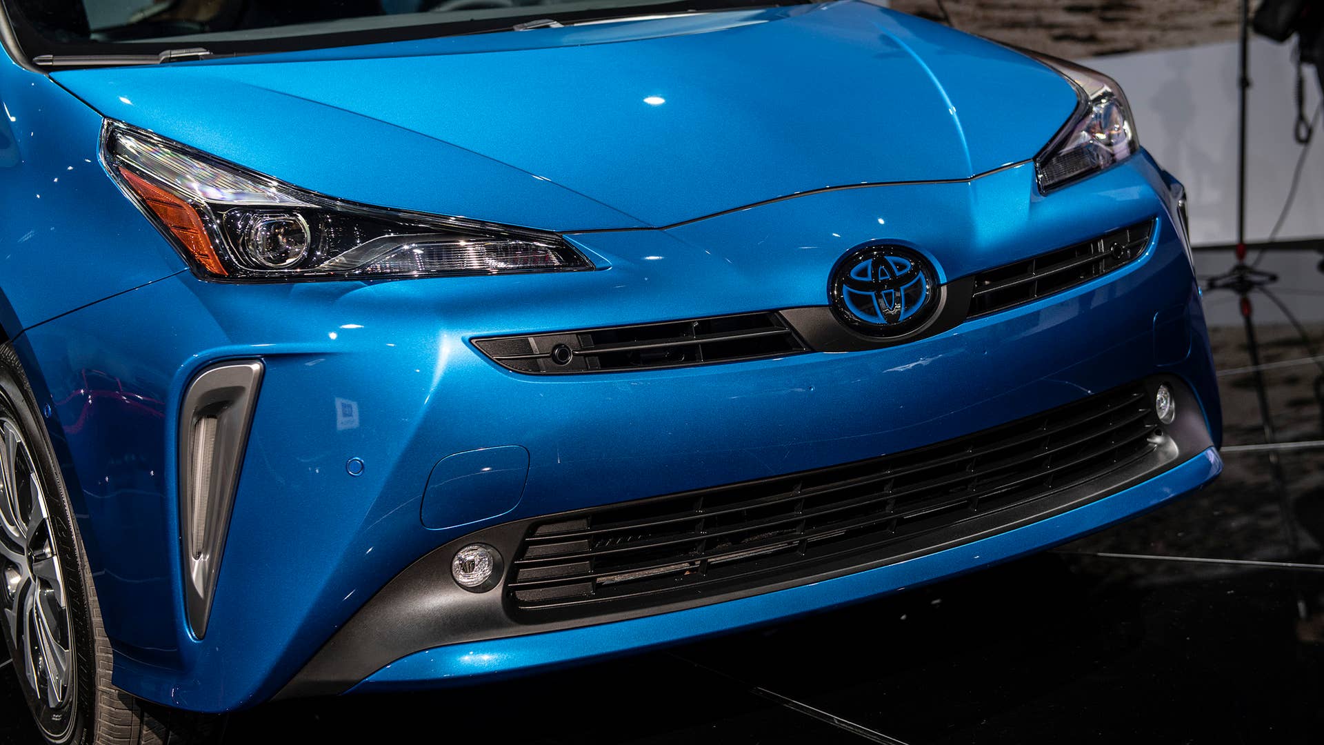 2019 Toyota Prius AWD-e