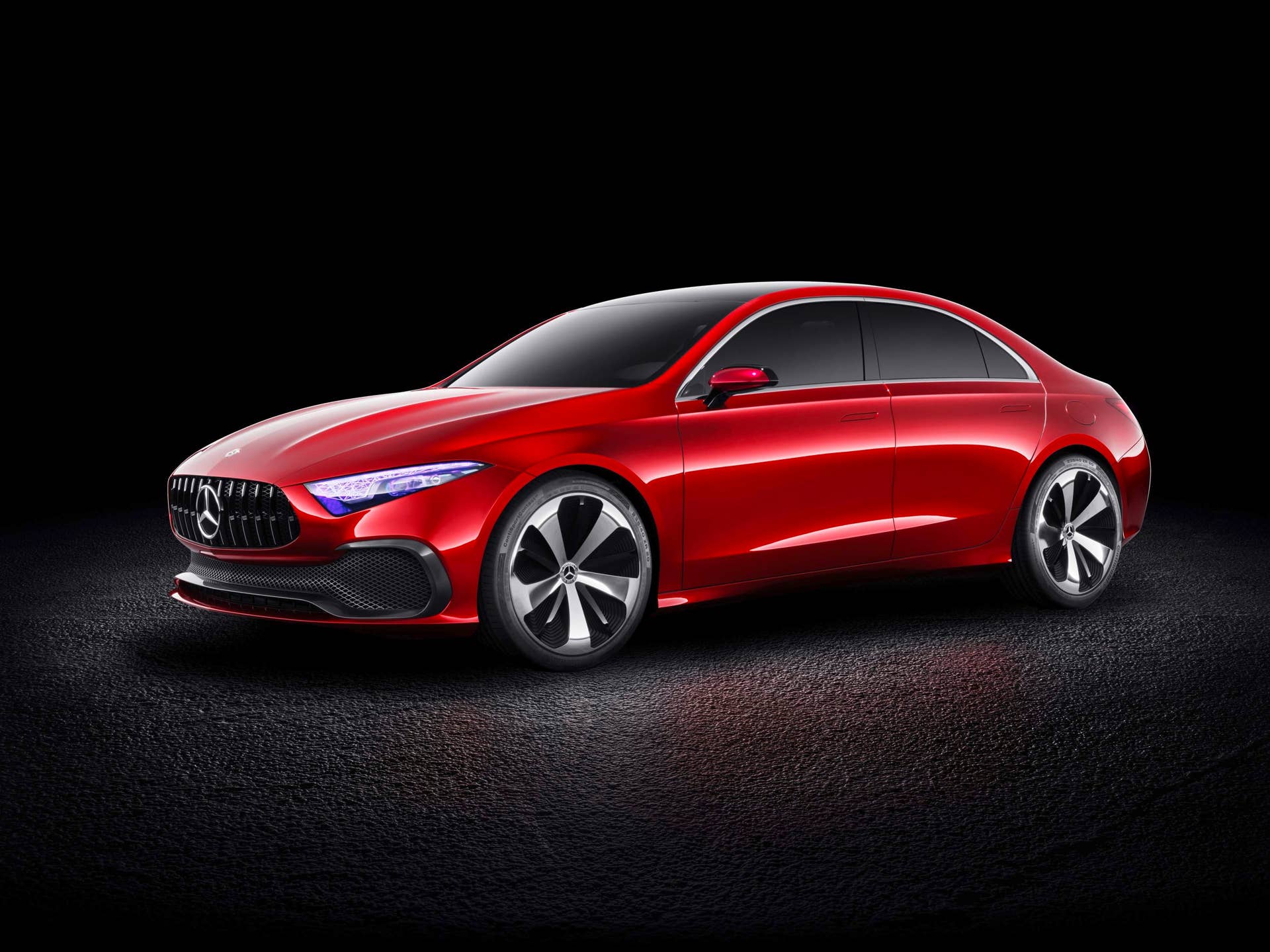 mercedes concept red