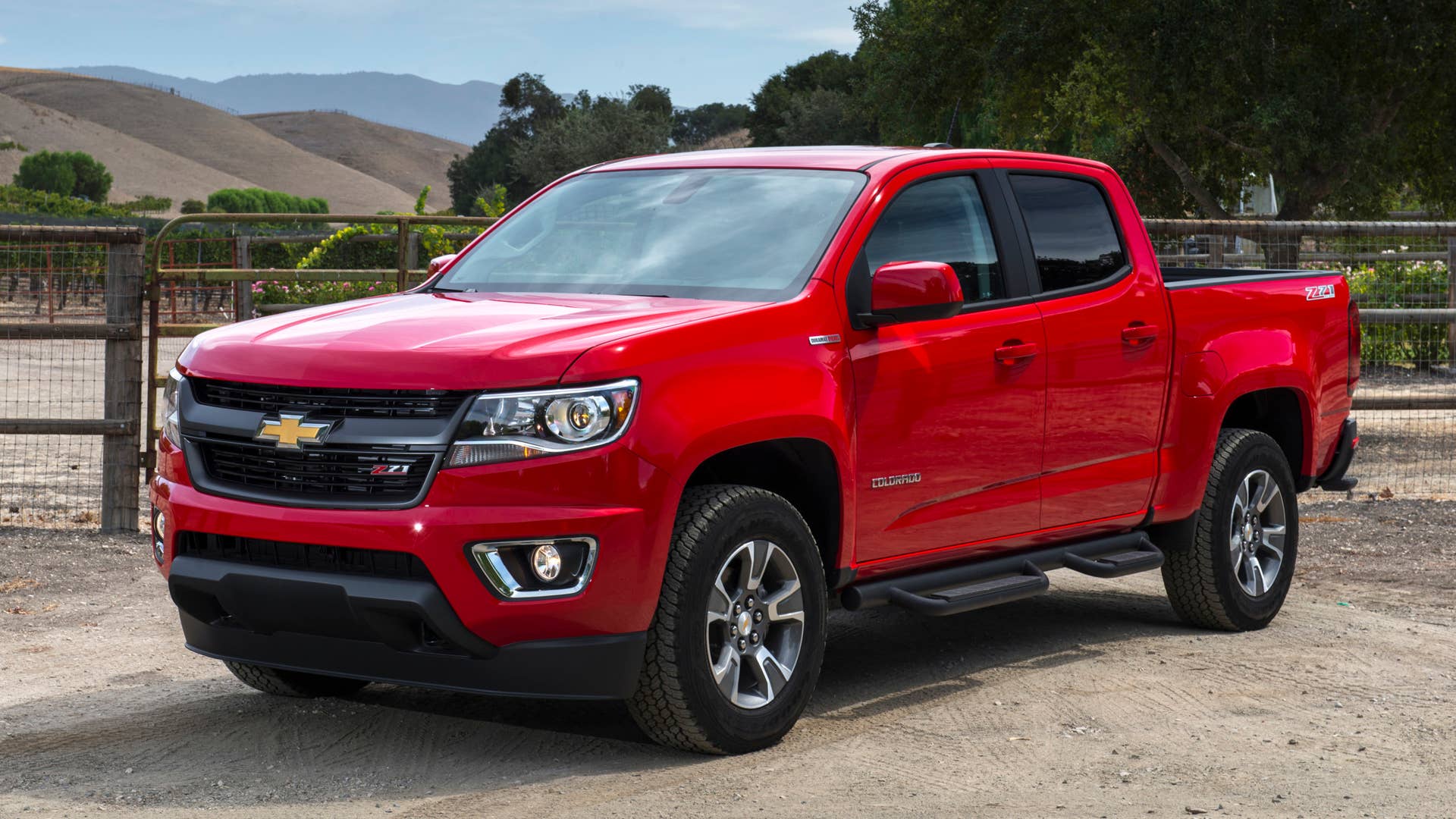 The Chevrolet Colorado edges out the Toyota Tacoma and Nissan Frontier for Strategic Vision's standard truck award. In the past, the Colorado has impressed us with a high-quality interior and healthy engines. Speaking of which, the optional diesel is surprisingly refined and good for towing. Our pick of the litter though would be the hardcore ZR2 off-road version.