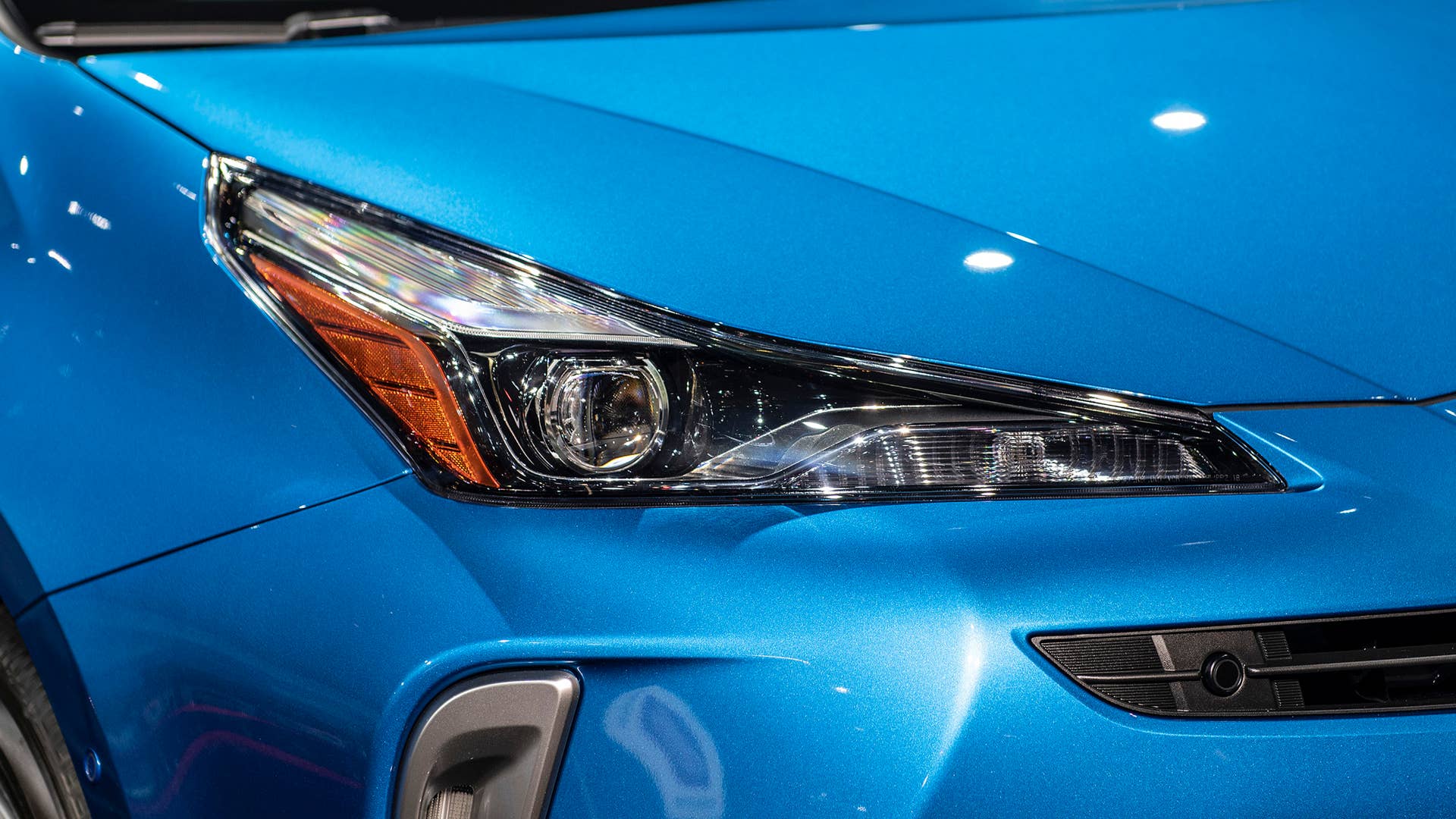 2019 Toyota Prius AWD-e