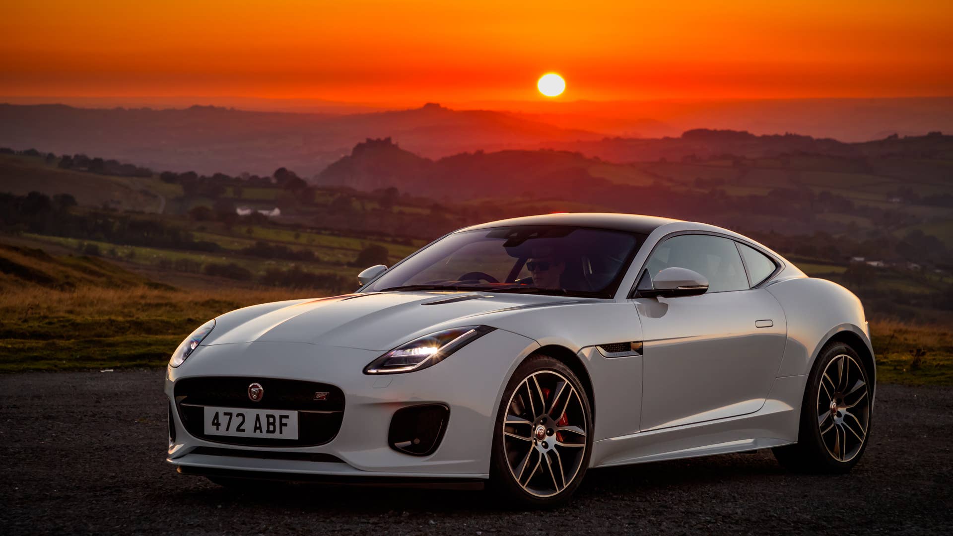 Jaguar F-Type Checkered Flag