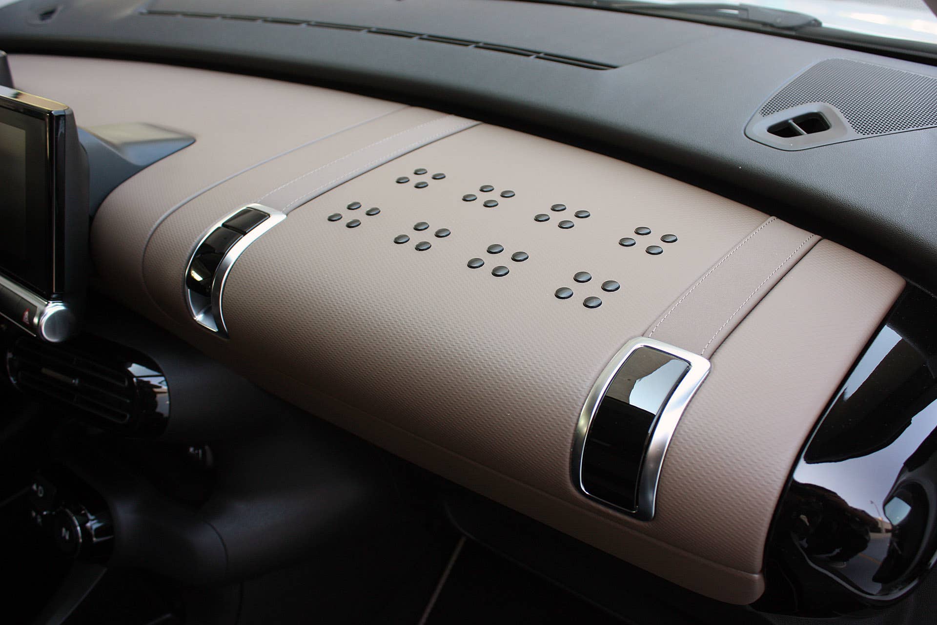 2015 Citroën C4 Cactus dash