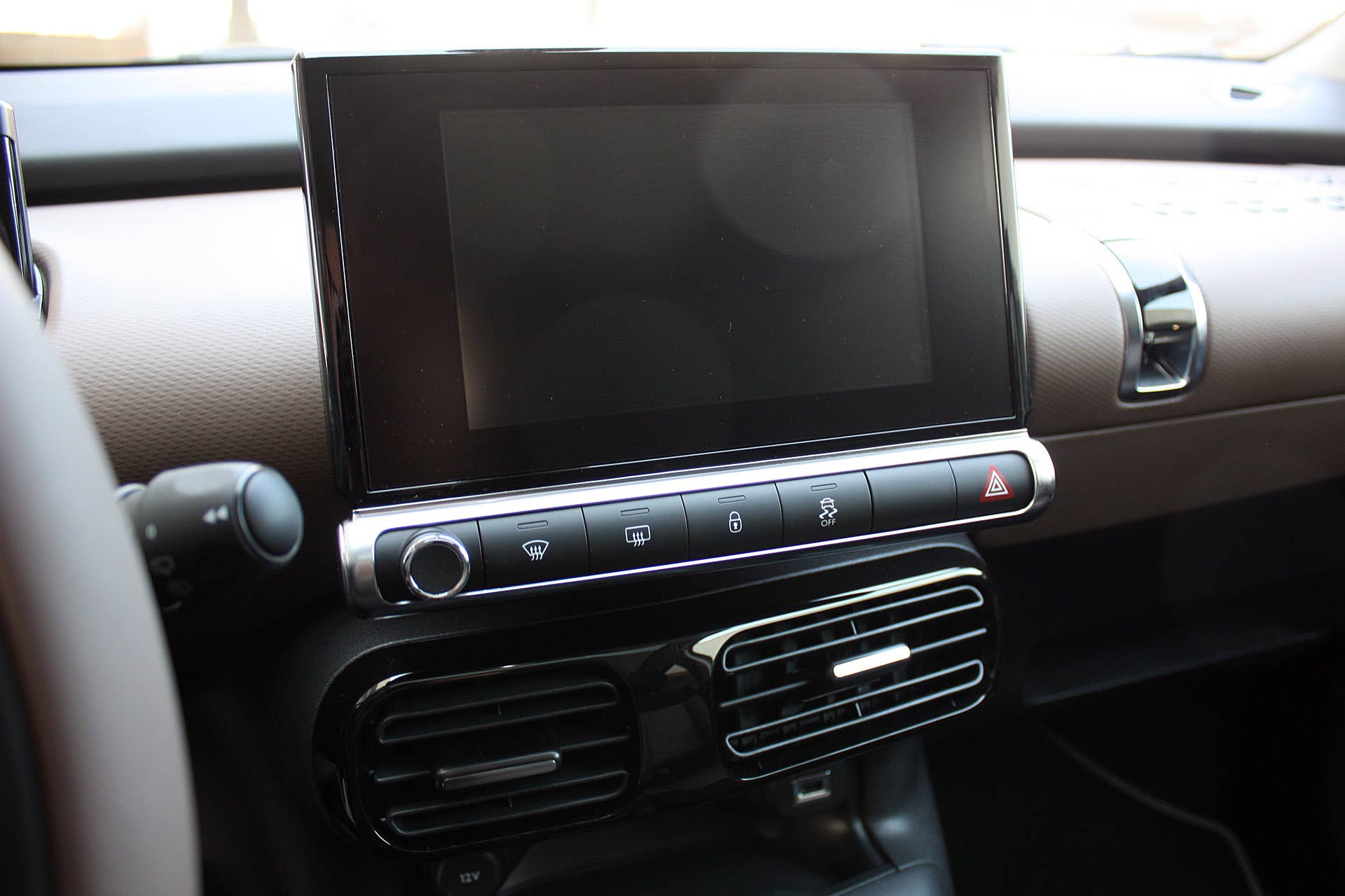 2015 Citroën C4 Cactus infotainment system