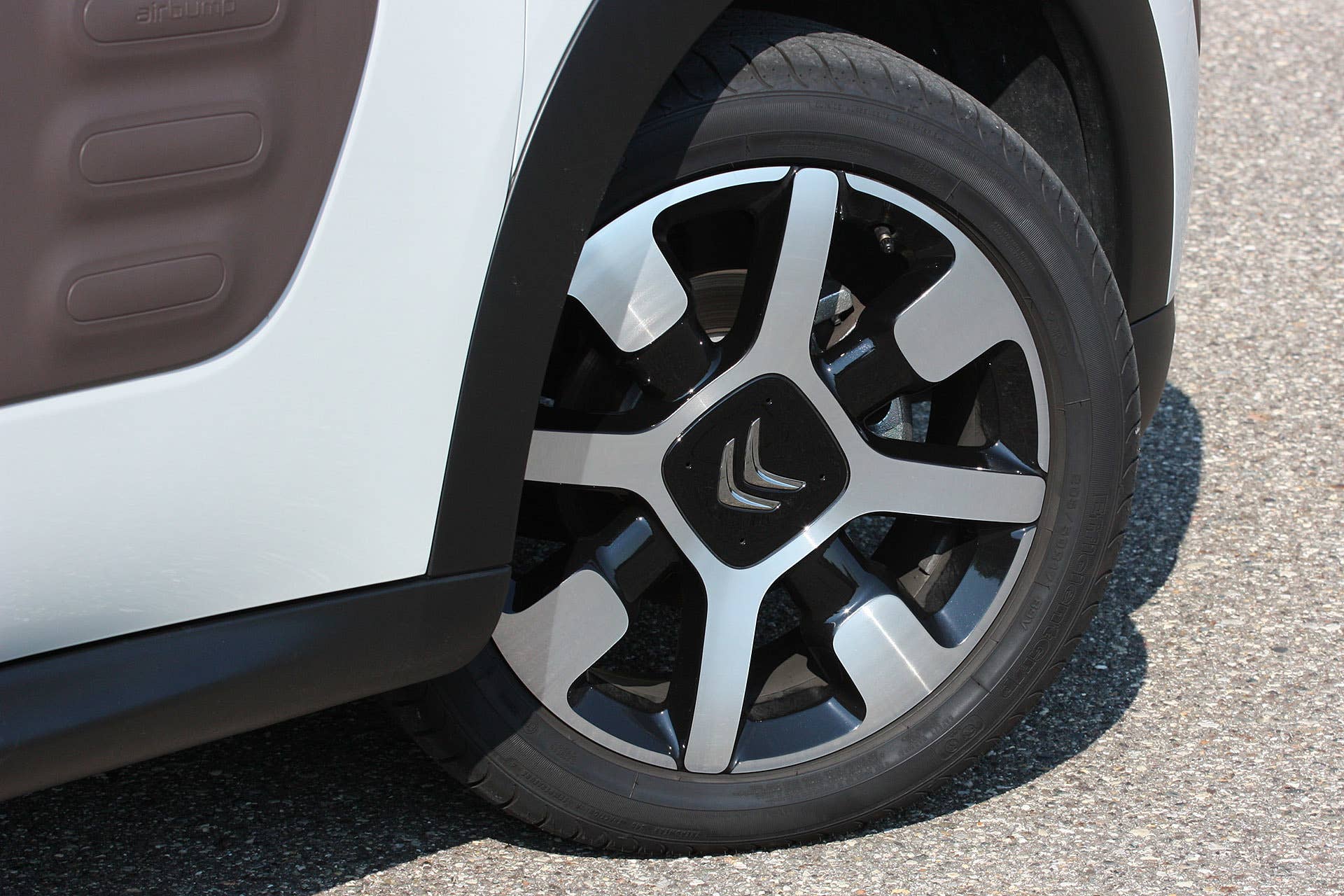 2015 Citroën C4 Cactus wheel
