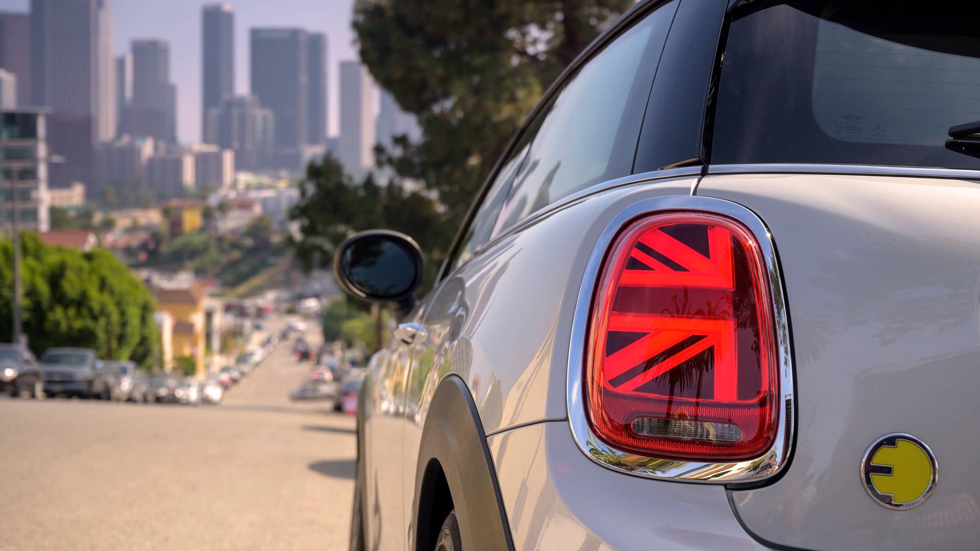 Mini Cooper SE electric hatchback taillight
