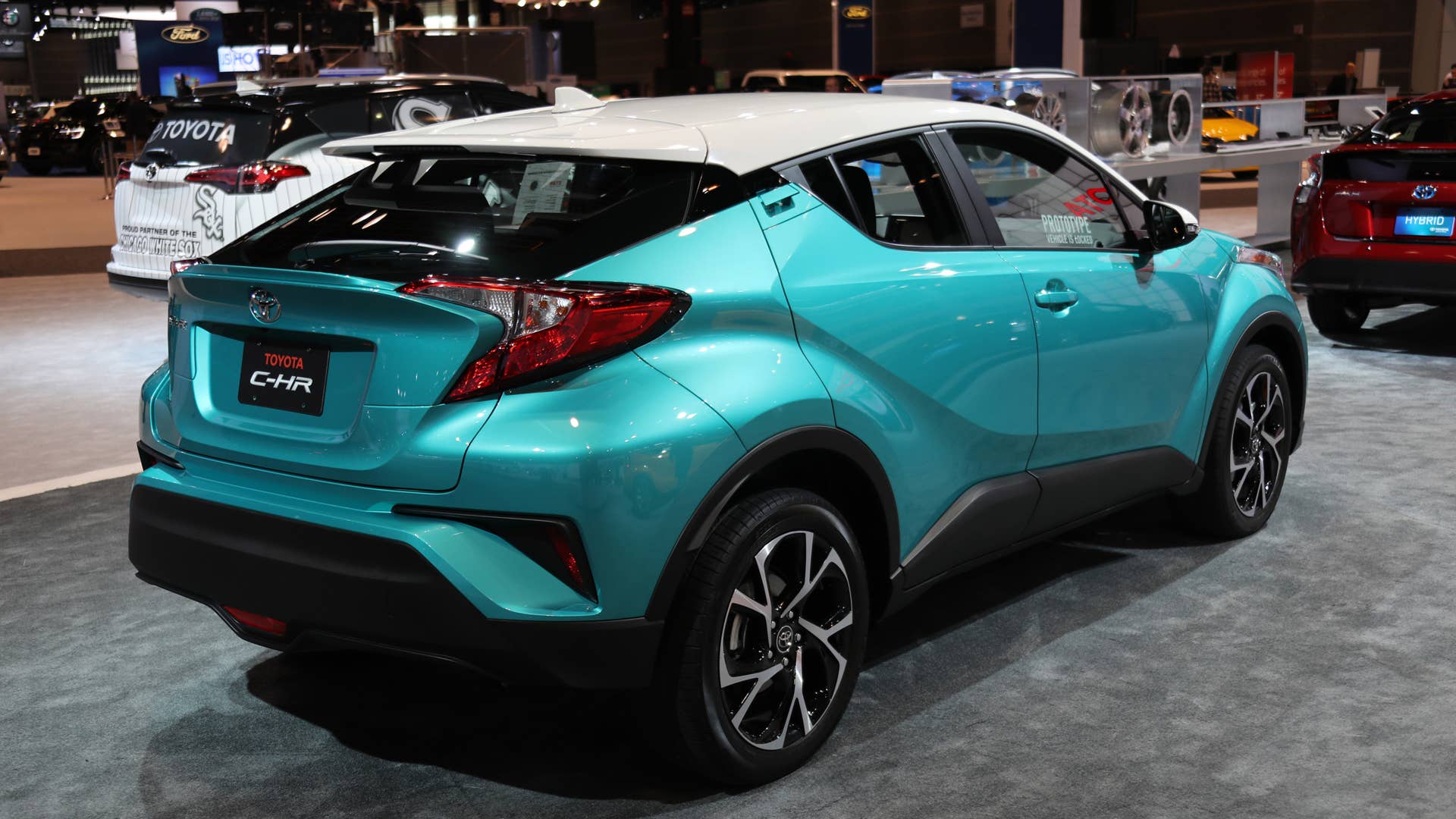 2018 toyota c-hr teal white roof