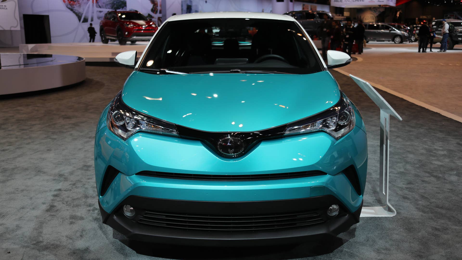 The 2018 Toyota C-HR will get a contrasting-color roof option, nifty ...
