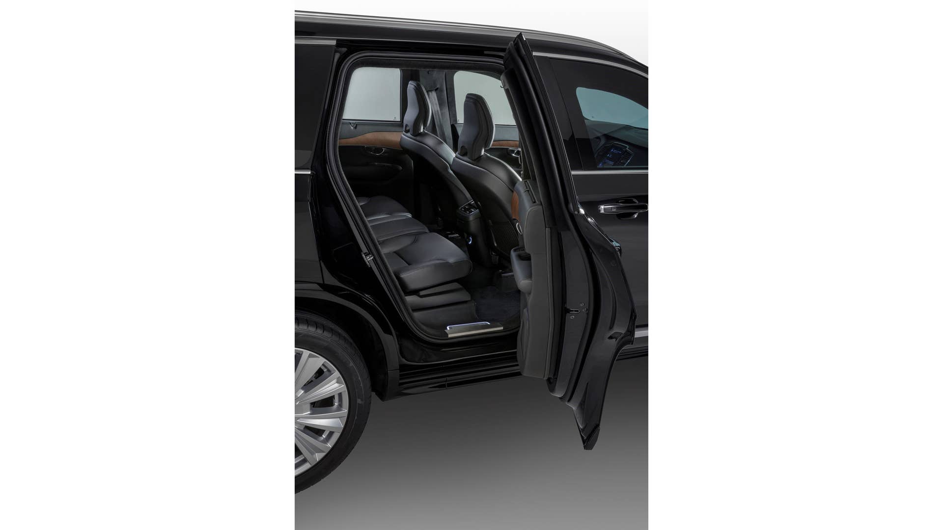 Volvo XC90 Armored