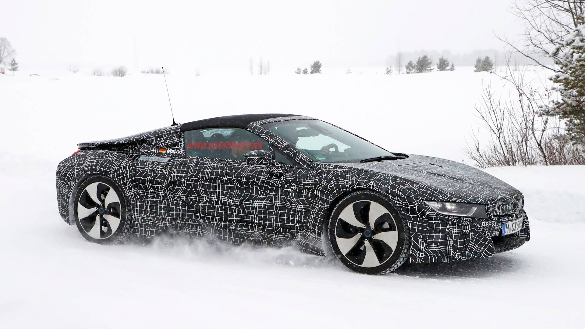 2018 BMW i8 Spyder