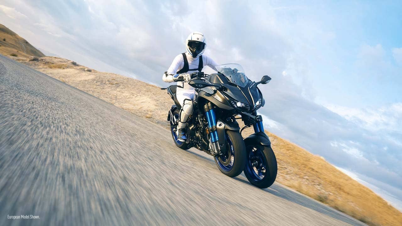 Yamaha Niken front
