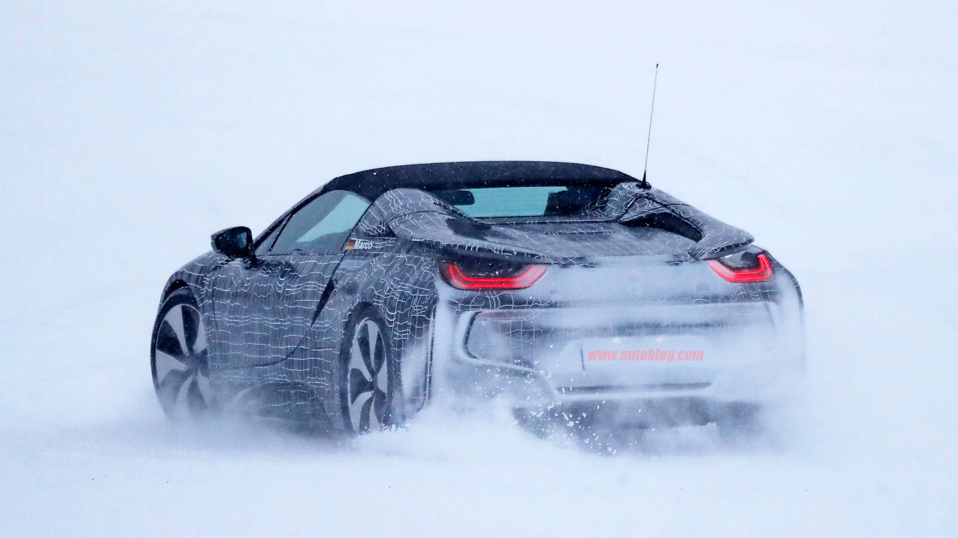 2018 BMW i8 Spyder