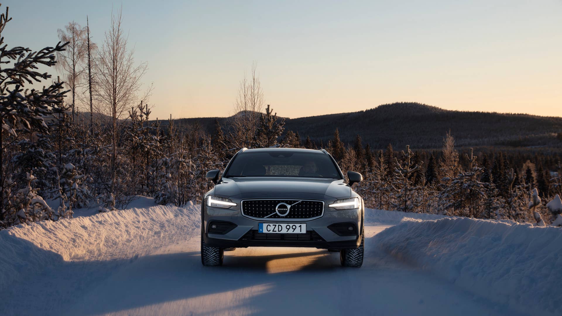2020 Volvo V60 Cross Country