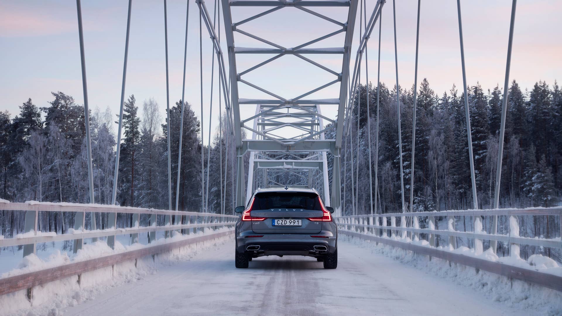 2020 Volvo V60 Cross Country