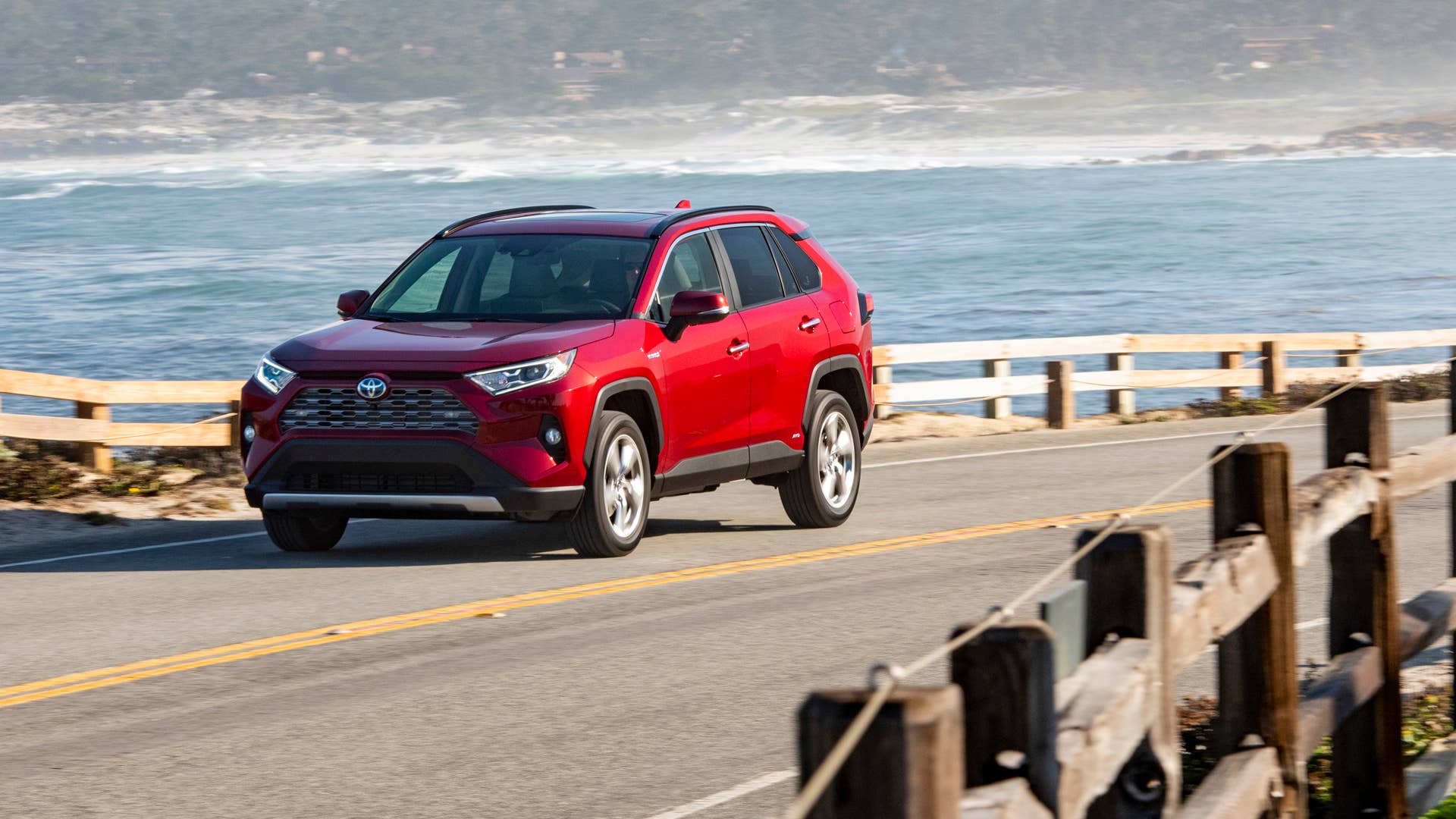 2019 Toyota RAV4 Limited Hybrid