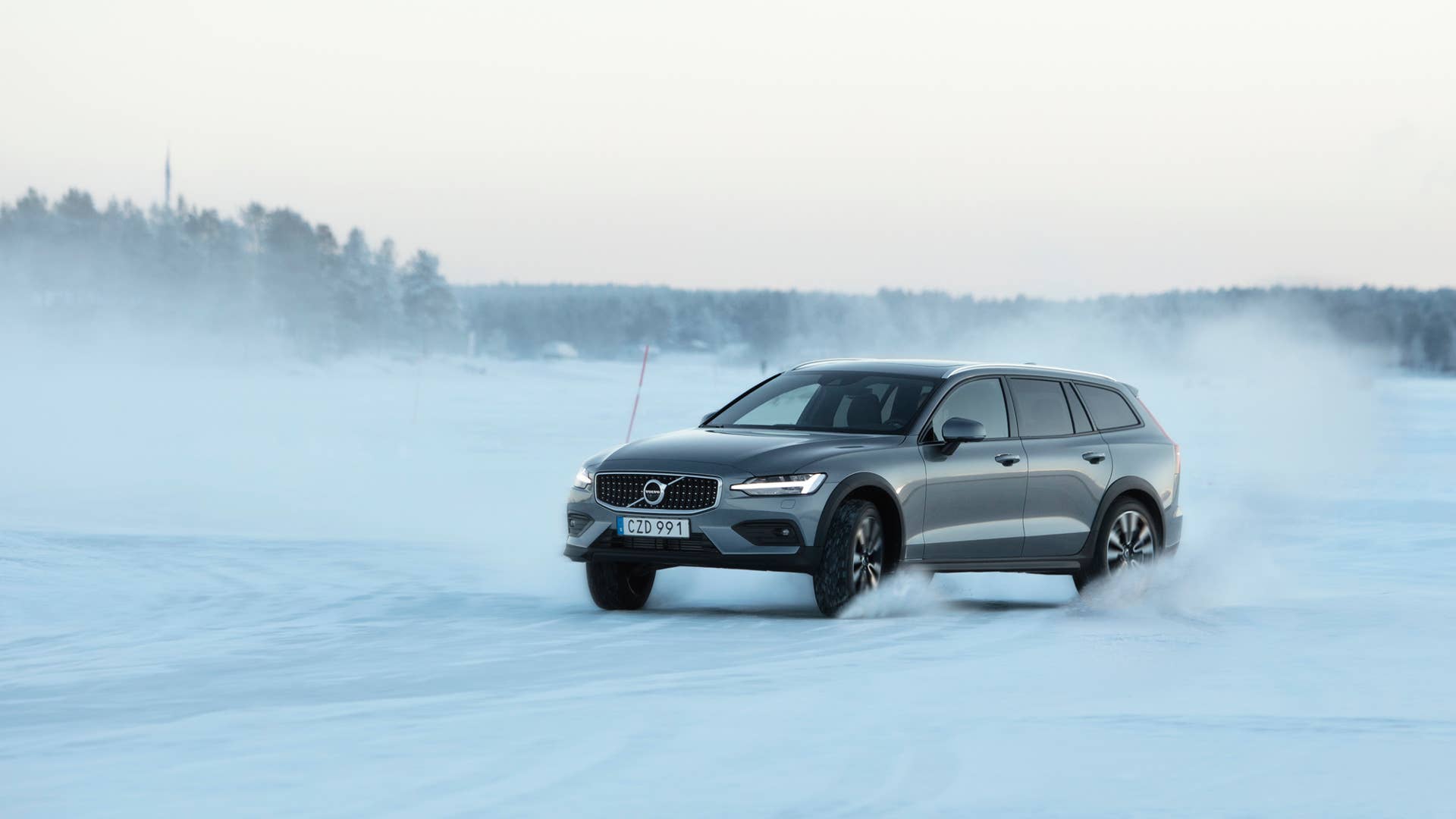2020 Volvo V60 Cross Country